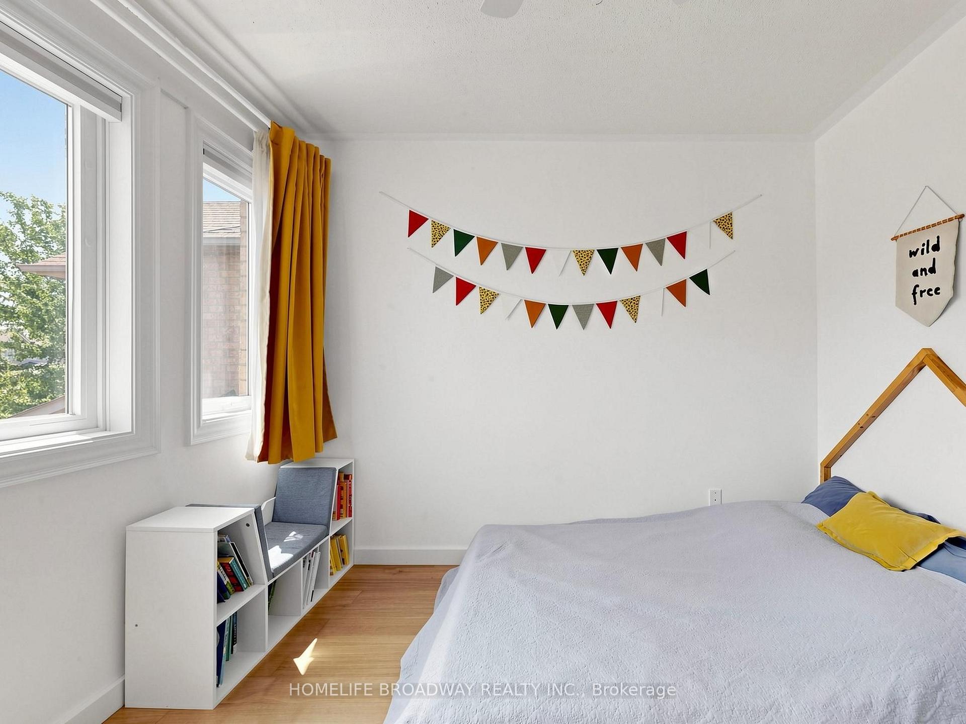 Photo 33 of 1118 Gossamer Drive, Pickering, Liverpool — HOMEH