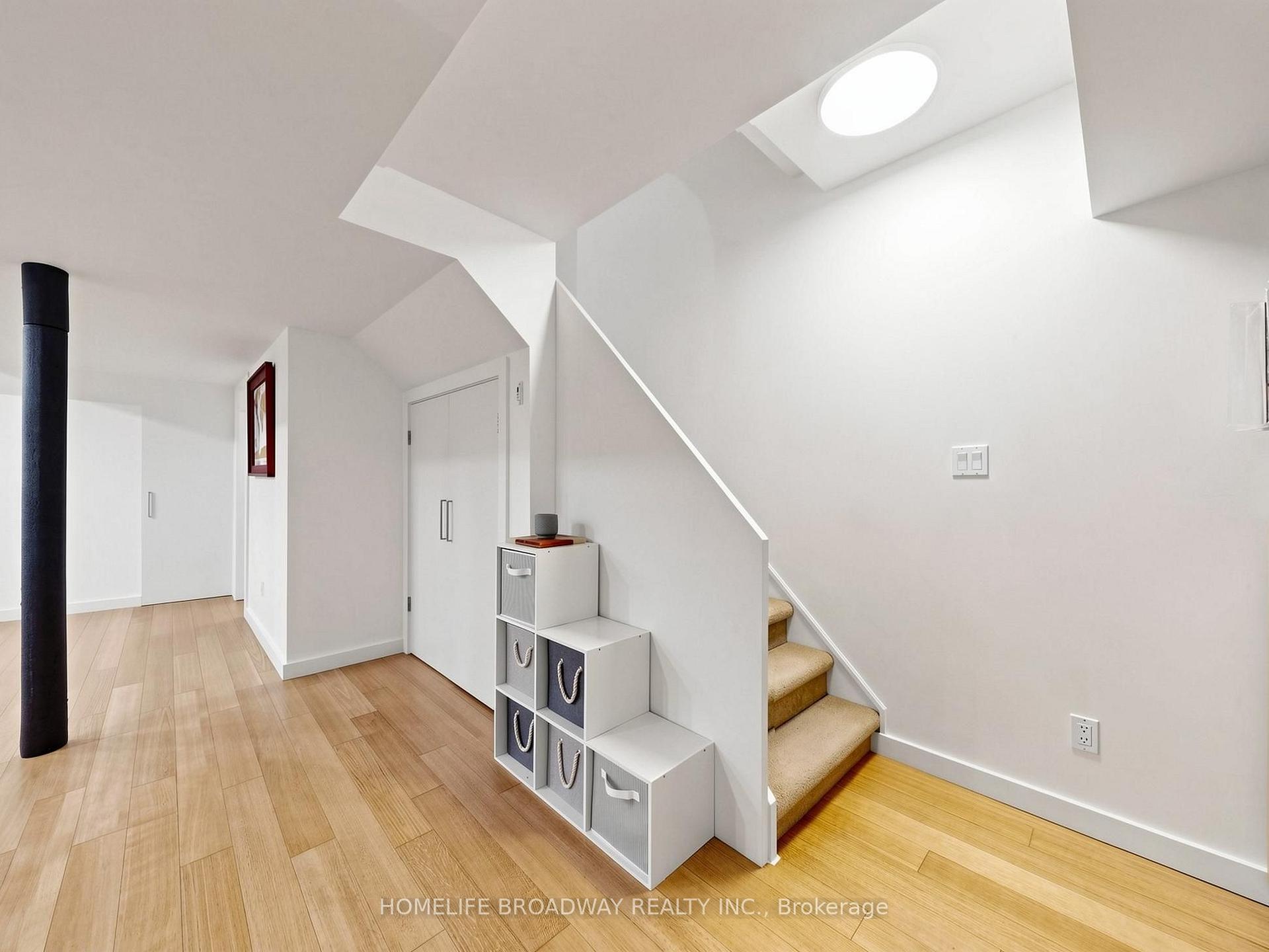 Photo 38 of 1118 Gossamer Drive, Pickering, Liverpool — HOMEH