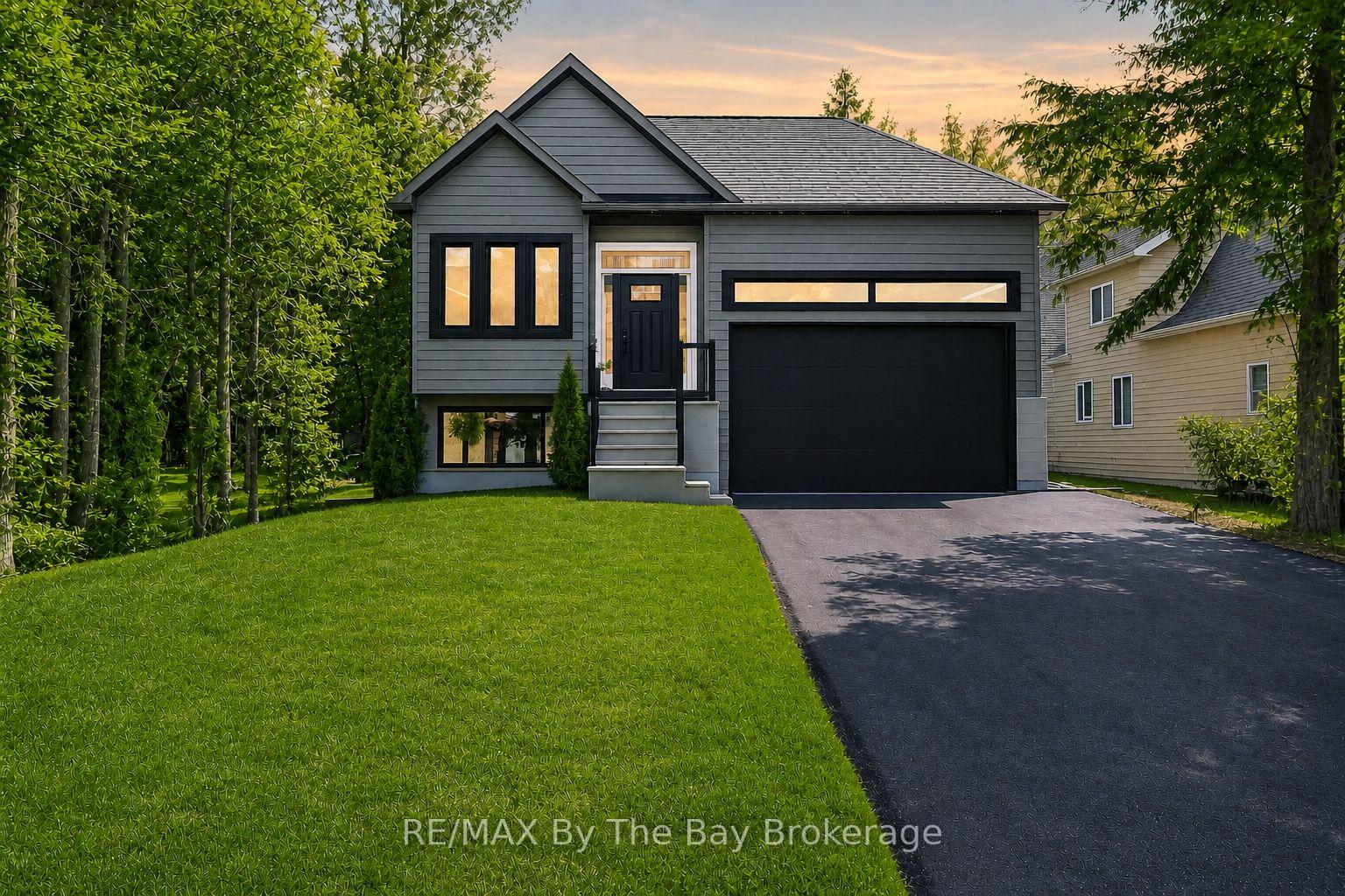 Photo 10 of 35 48TH Street N, Wasaga Beach — HOMEH