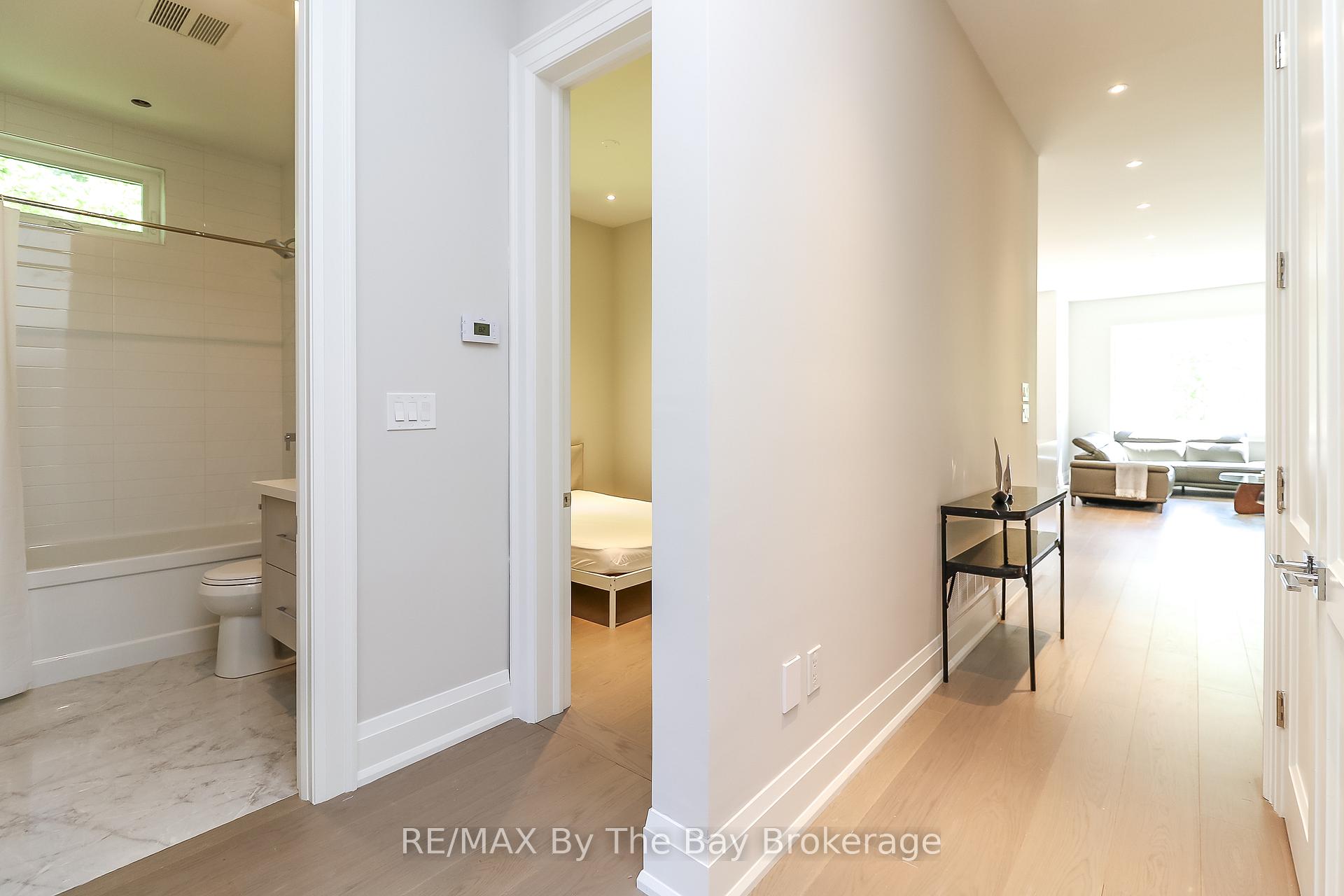 Photo 21 of 35 48TH Street N, Wasaga Beach — HOMEH
