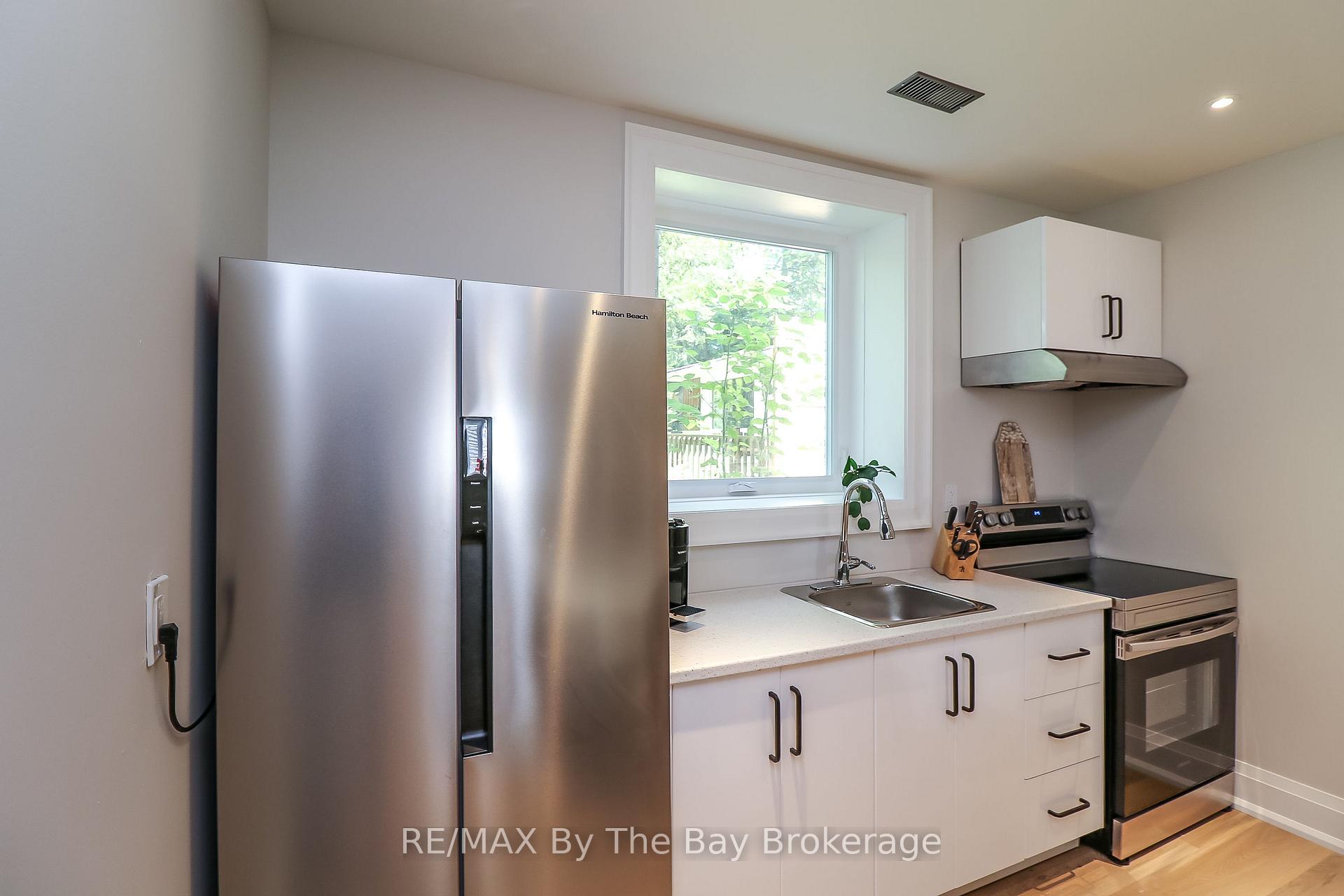 Photo 44 of 35 48TH Street N, Wasaga Beach — HOMEH