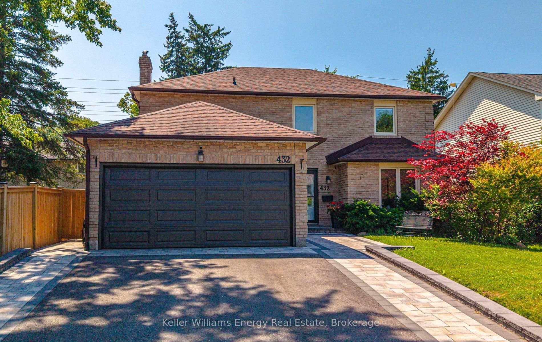 Front of 432 Prince Of Wales Drive
