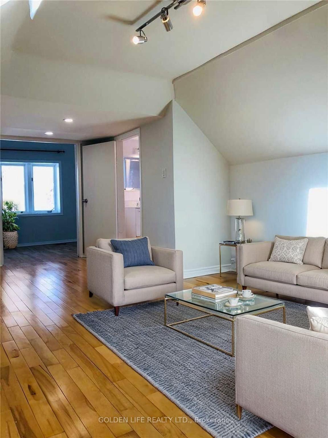 Photo 1 of Unit Upper, 27 Rivercourt Boulevard, Toronto, East York — HOMEH