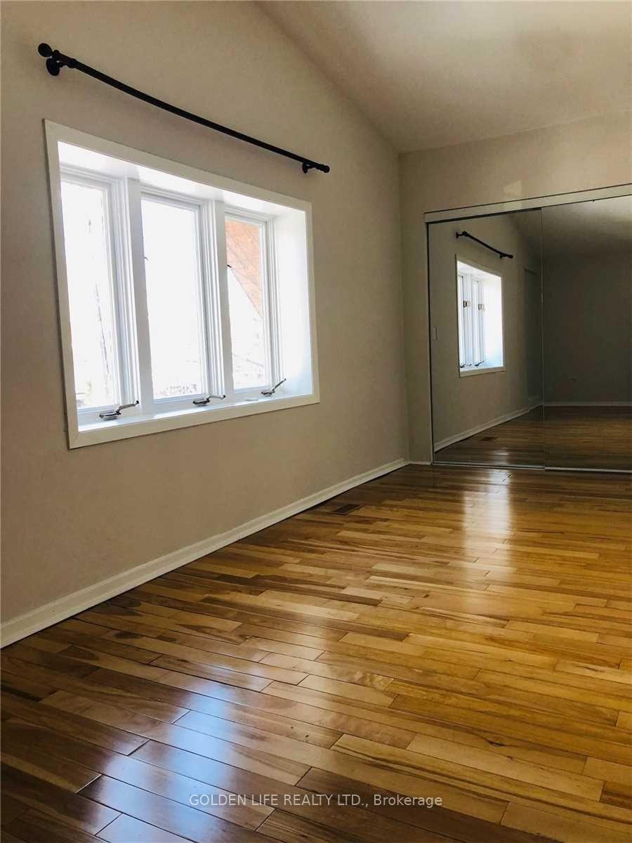 Photo 11 of Unit Upper, 27 Rivercourt Boulevard, Toronto, East York — HOMEH