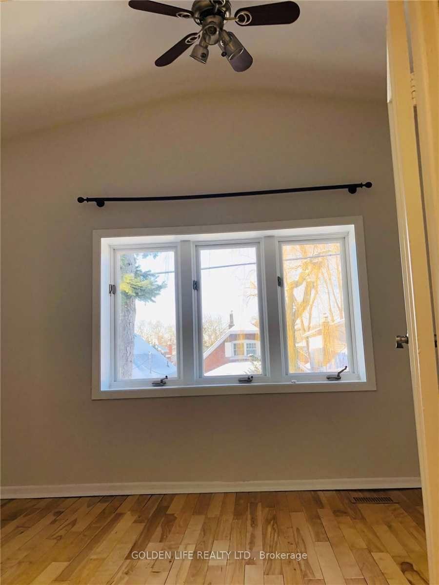 Photo 12 of Unit Upper, 27 Rivercourt Boulevard, Toronto, East York — HOMEH