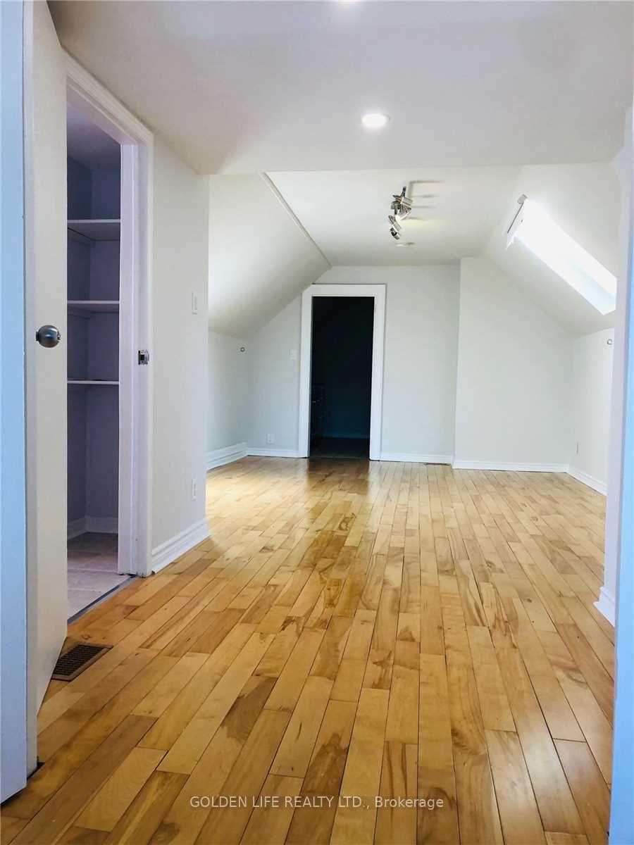 Photo 14 of Unit Upper, 27 Rivercourt Boulevard, Toronto, East York — HOMEH