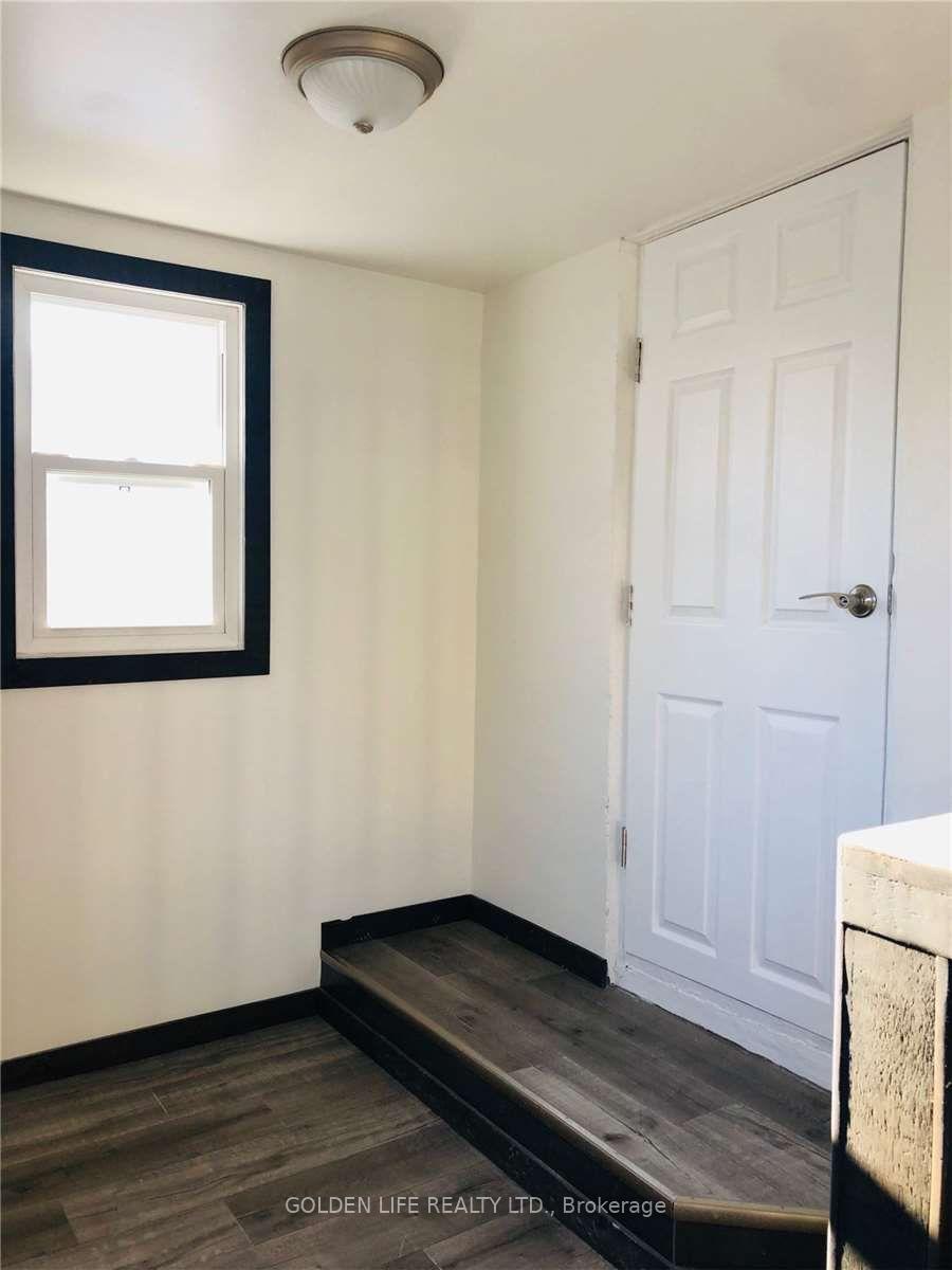 Photo 15 of Unit Upper, 27 Rivercourt Boulevard, Toronto, East York — HOMEH