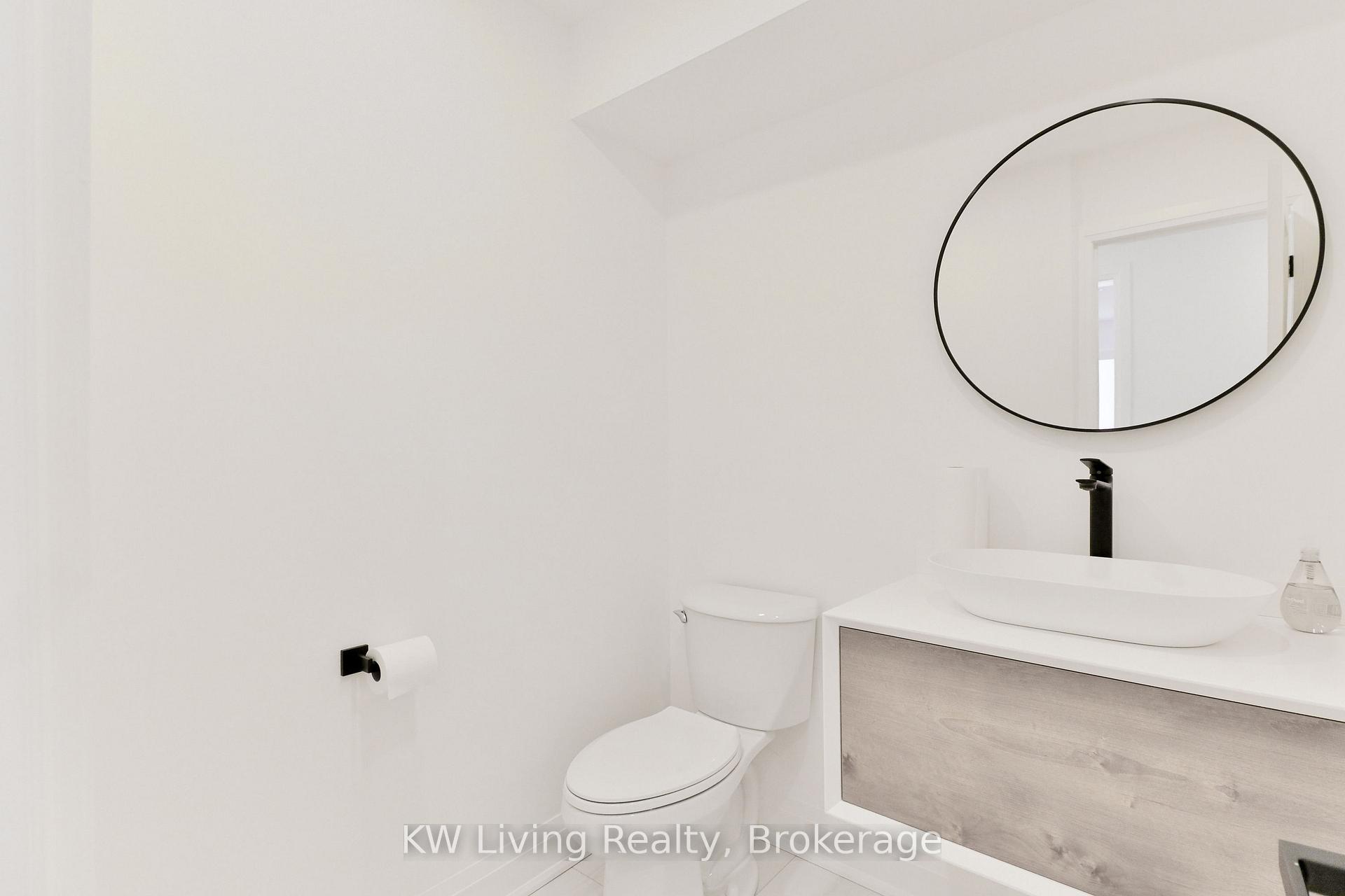 Photo 13 of 105 Chloe Crescent, Markham, Middlefield — HOMEH