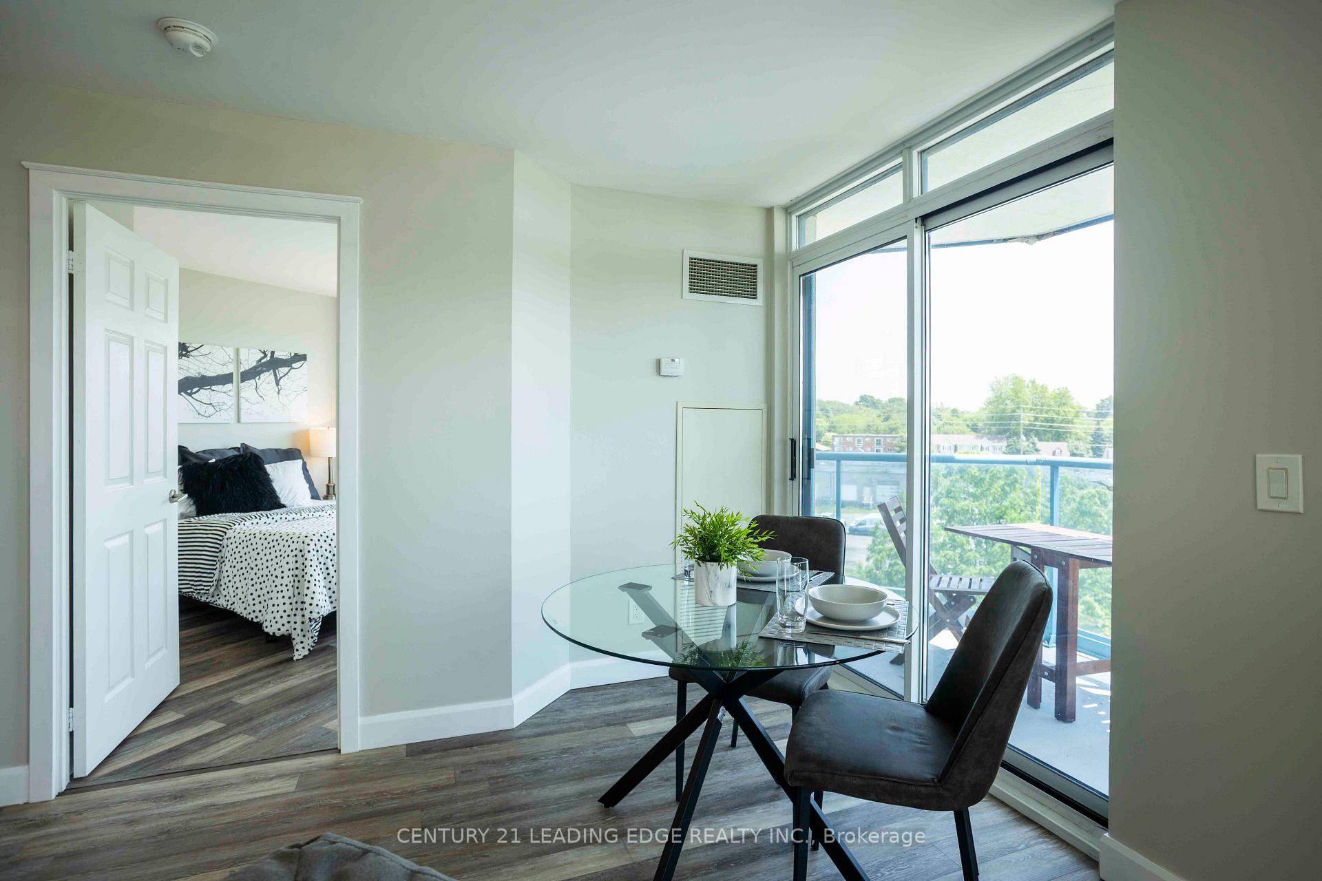 Photo 6 of Unit 402, 340 Watson Street W, Whitby, Port Whitby — HOMEH