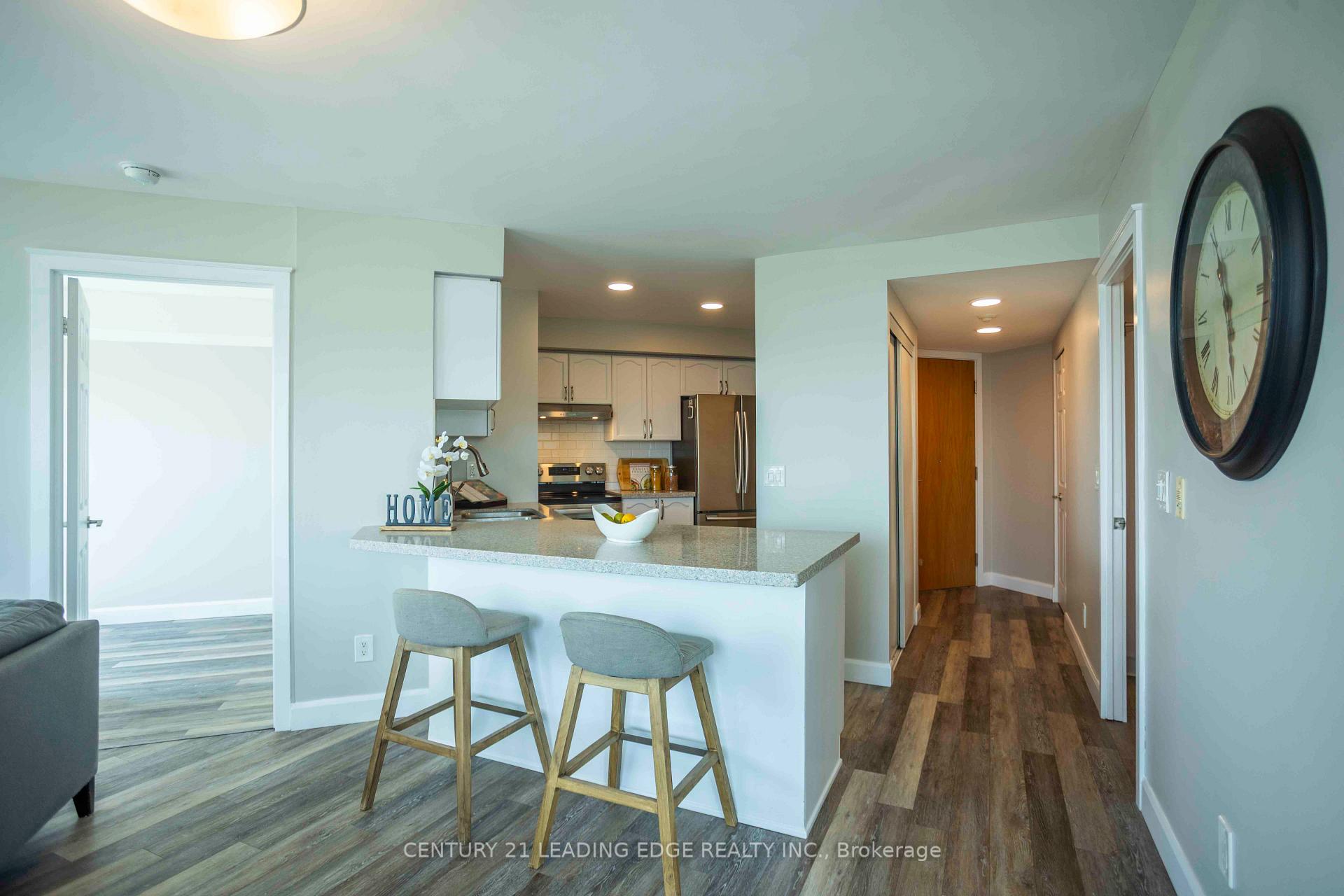 Photo 7 of Unit 402, 340 Watson Street W, Whitby, Port Whitby — HOMEH