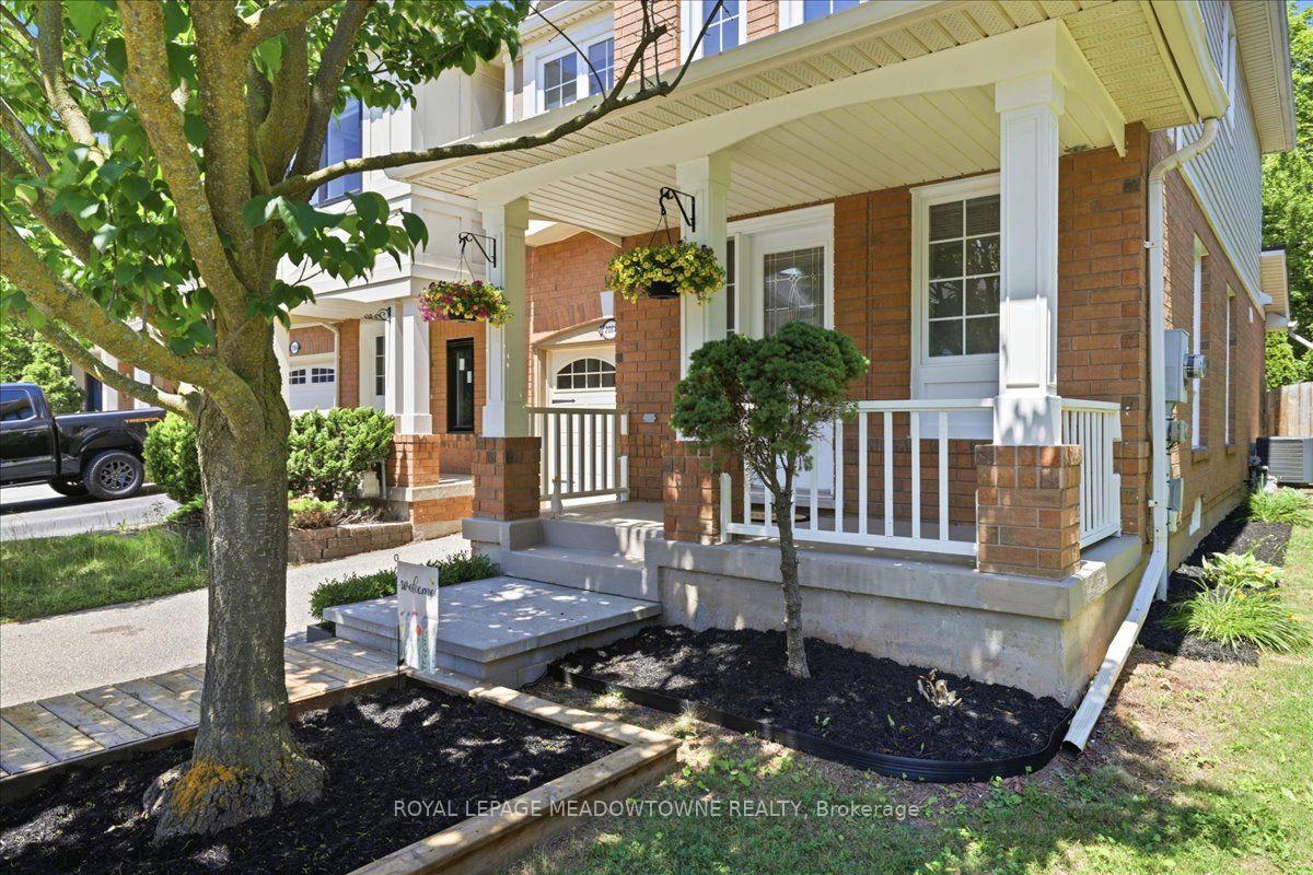 Photo 4 of 2068 Broadleaf Crescent, Burlington, Orchard — HOMEH