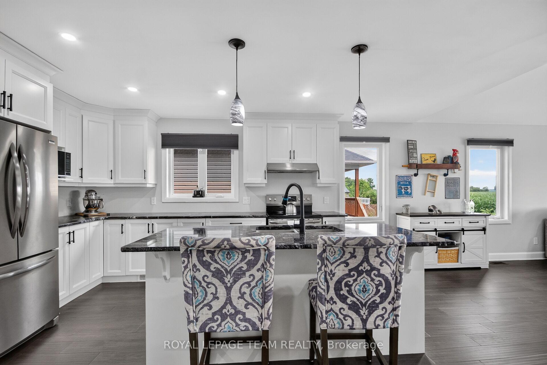 Photo 11 of 109 James Street, North Dundas, Winchester — HOMEH