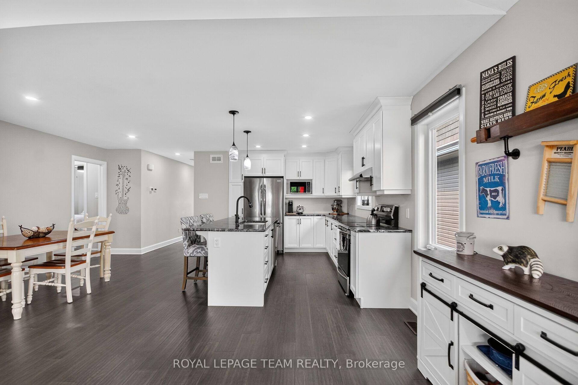 Photo 15 of 109 James Street, North Dundas, Winchester — HOMEH