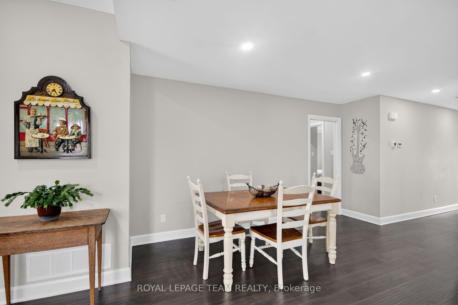 Photo 17 of 109 James Street, North Dundas, Winchester — HOMEH