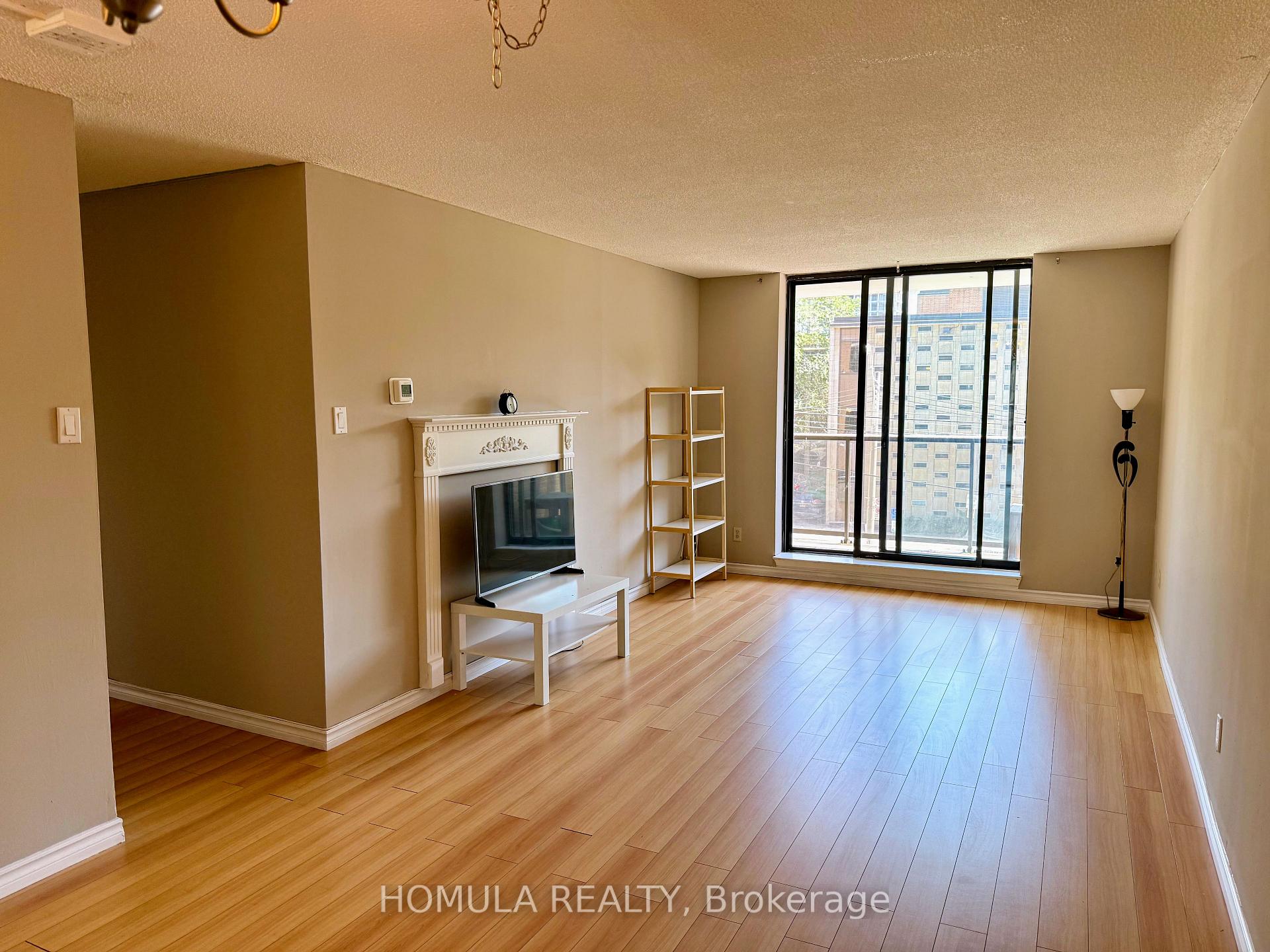 Front of Unit 303, 250 Jarvis Street