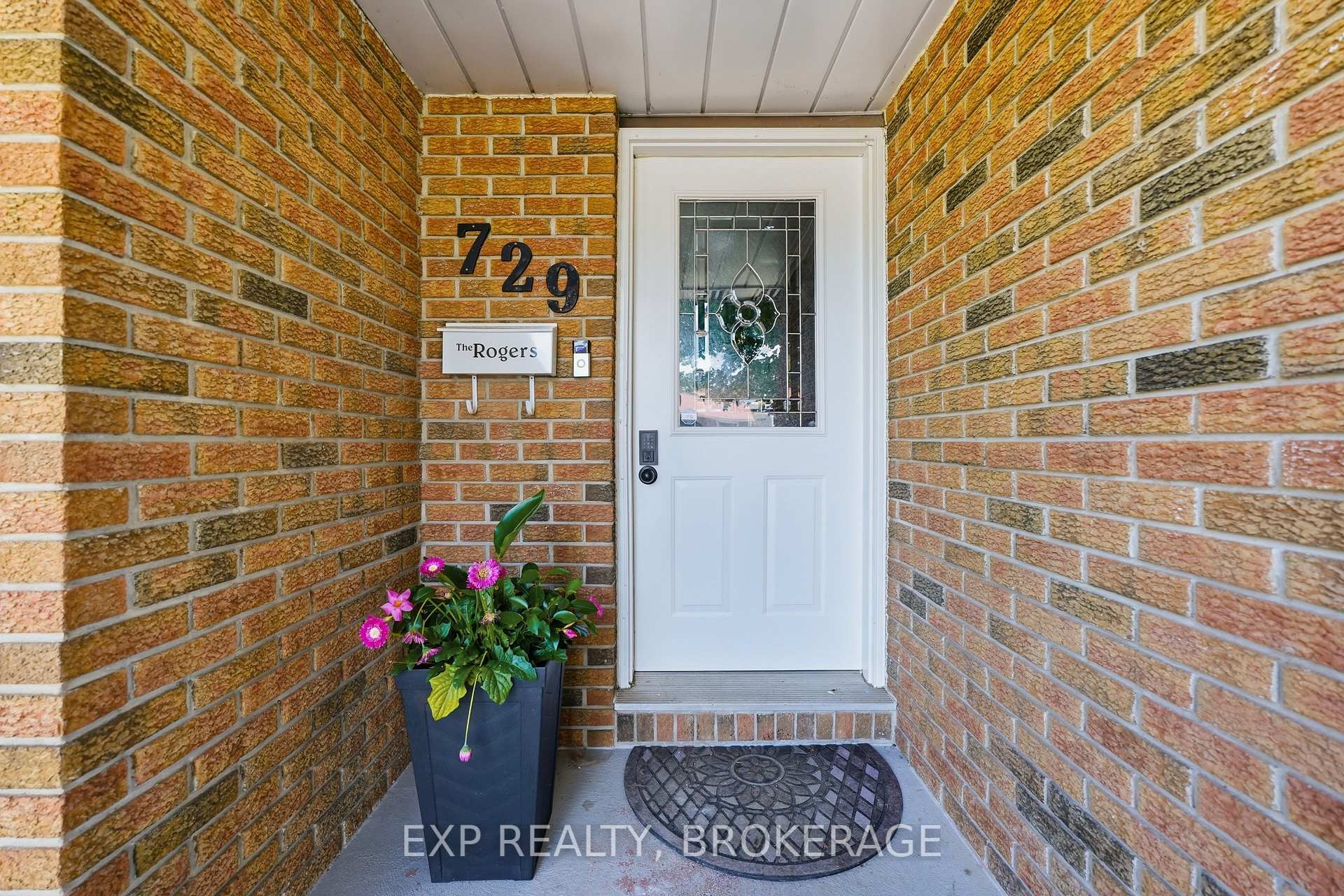 Photo 3 of 729 Allum Avenue, Kingston, South of Taylor-Kidd Blvd — HOMEH