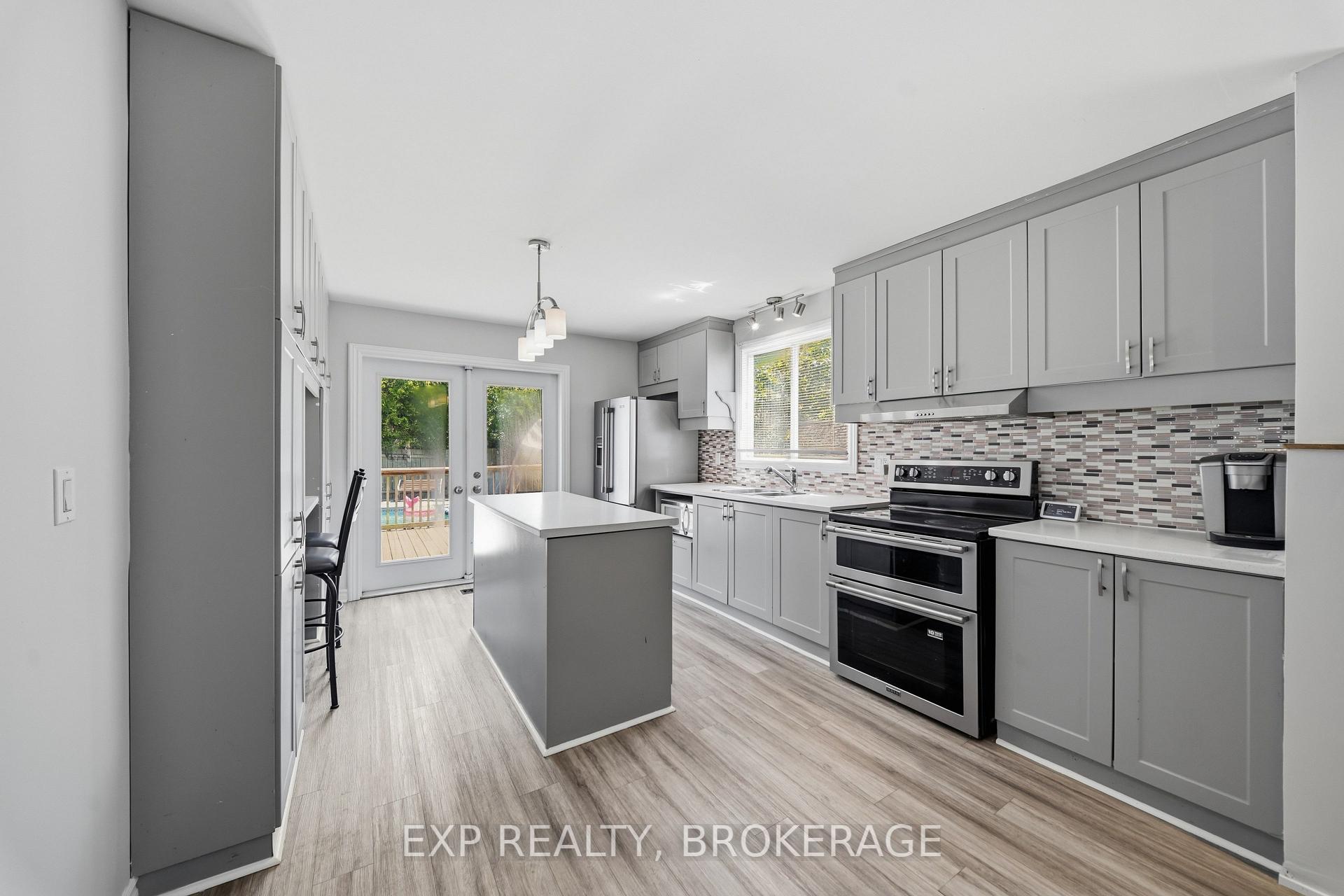 Photo 7 of 729 Allum Avenue, Kingston, South of Taylor-Kidd Blvd — HOMEH