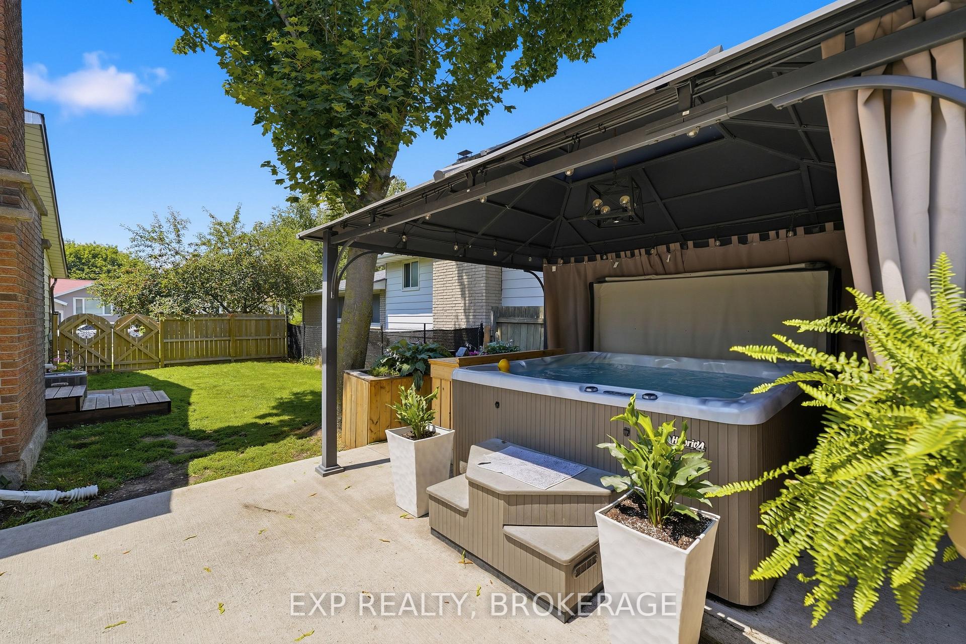 Photo 37 of 729 Allum Avenue, Kingston, South of Taylor-Kidd Blvd — HOMEH