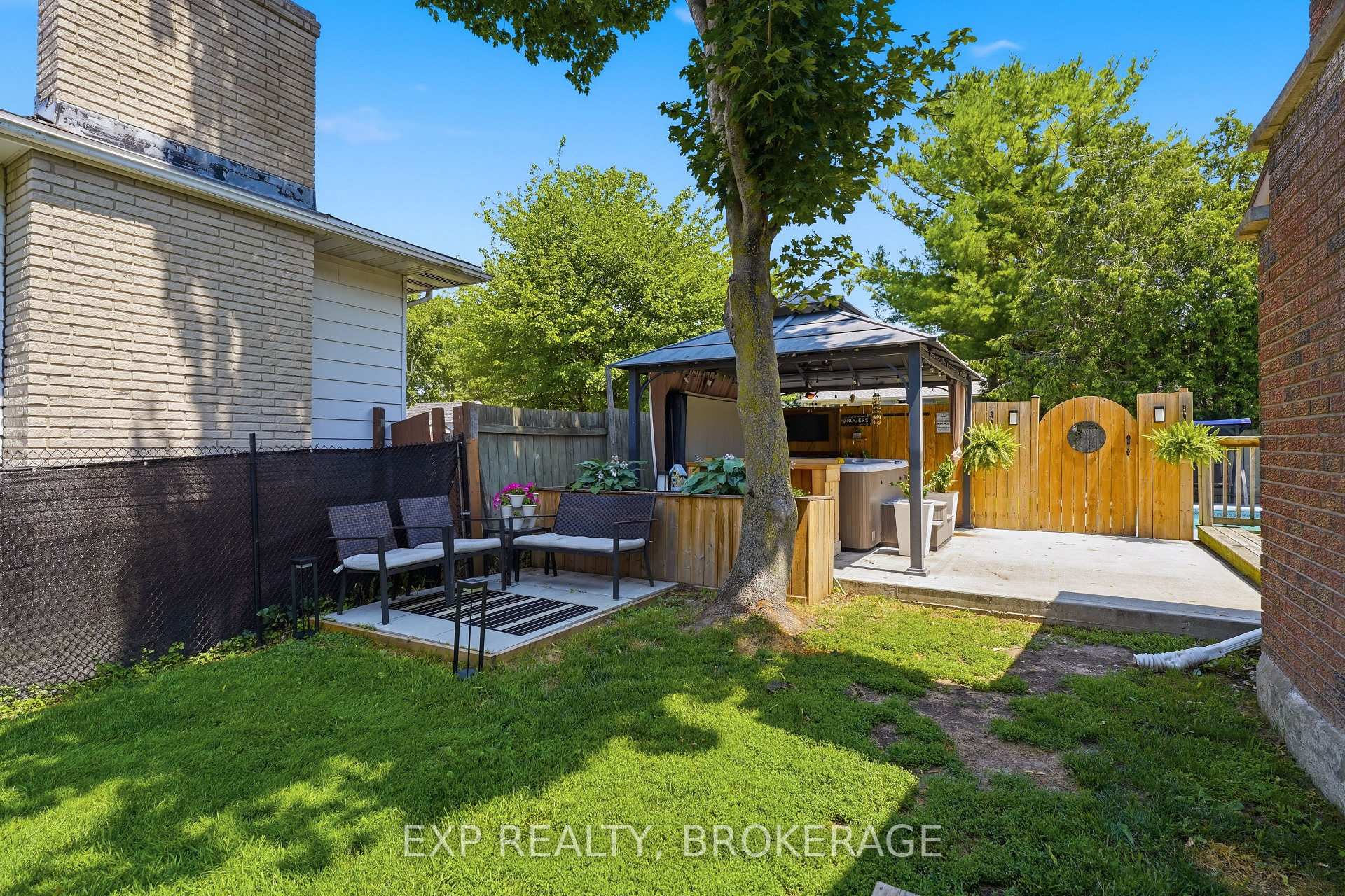 Photo 40 of 729 Allum Avenue, Kingston, South of Taylor-Kidd Blvd — HOMEH