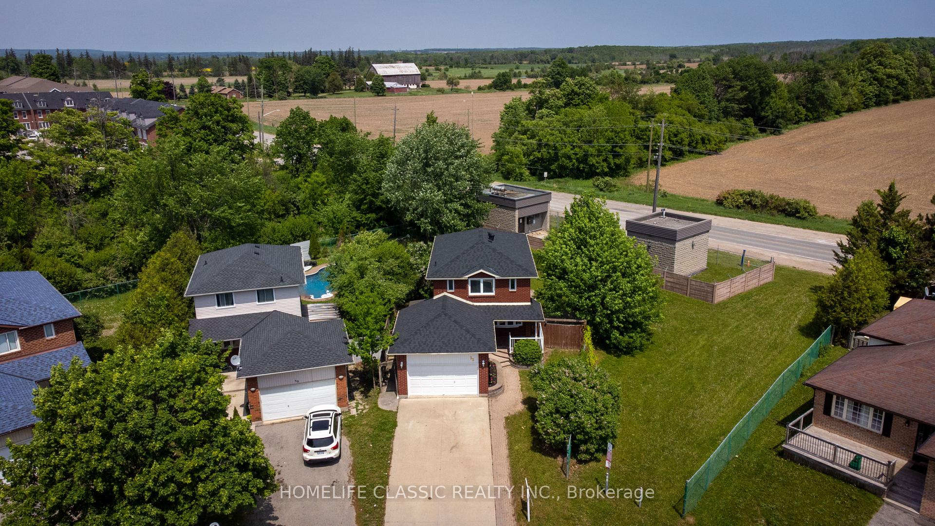 Photo 1 of 32 Rosenfeld Drive, Barrie, Grove East — HOMEH