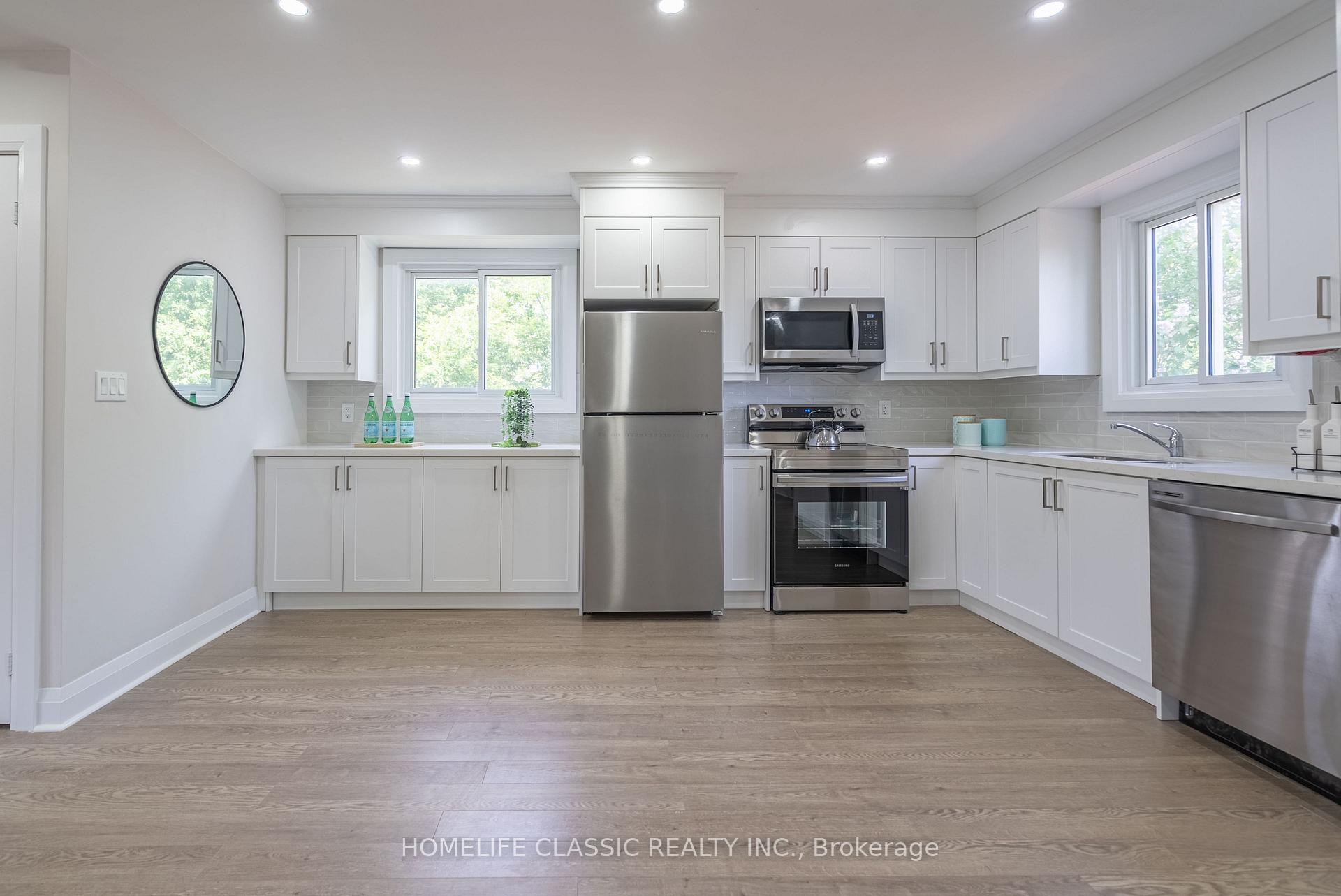 Photo 9 of 32 Rosenfeld Drive, Barrie, Grove East — HOMEH