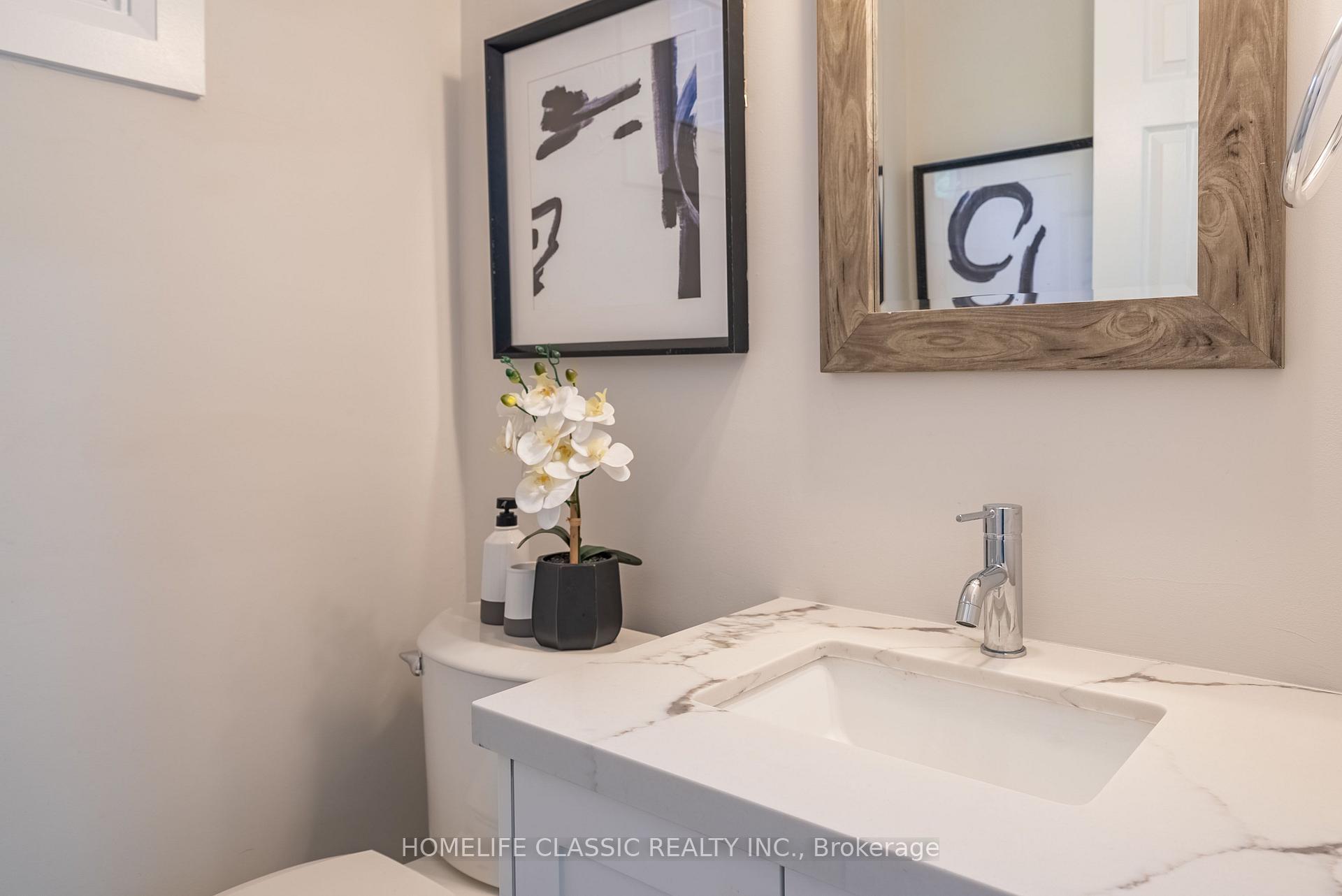 Photo 16 of 32 Rosenfeld Drive, Barrie, Grove East — HOMEH