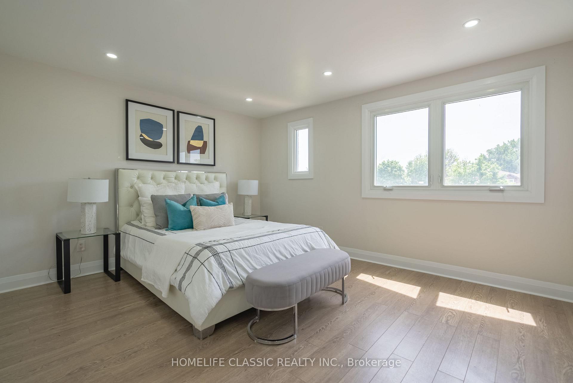 Photo 17 of 32 Rosenfeld Drive, Barrie, Grove East — HOMEH