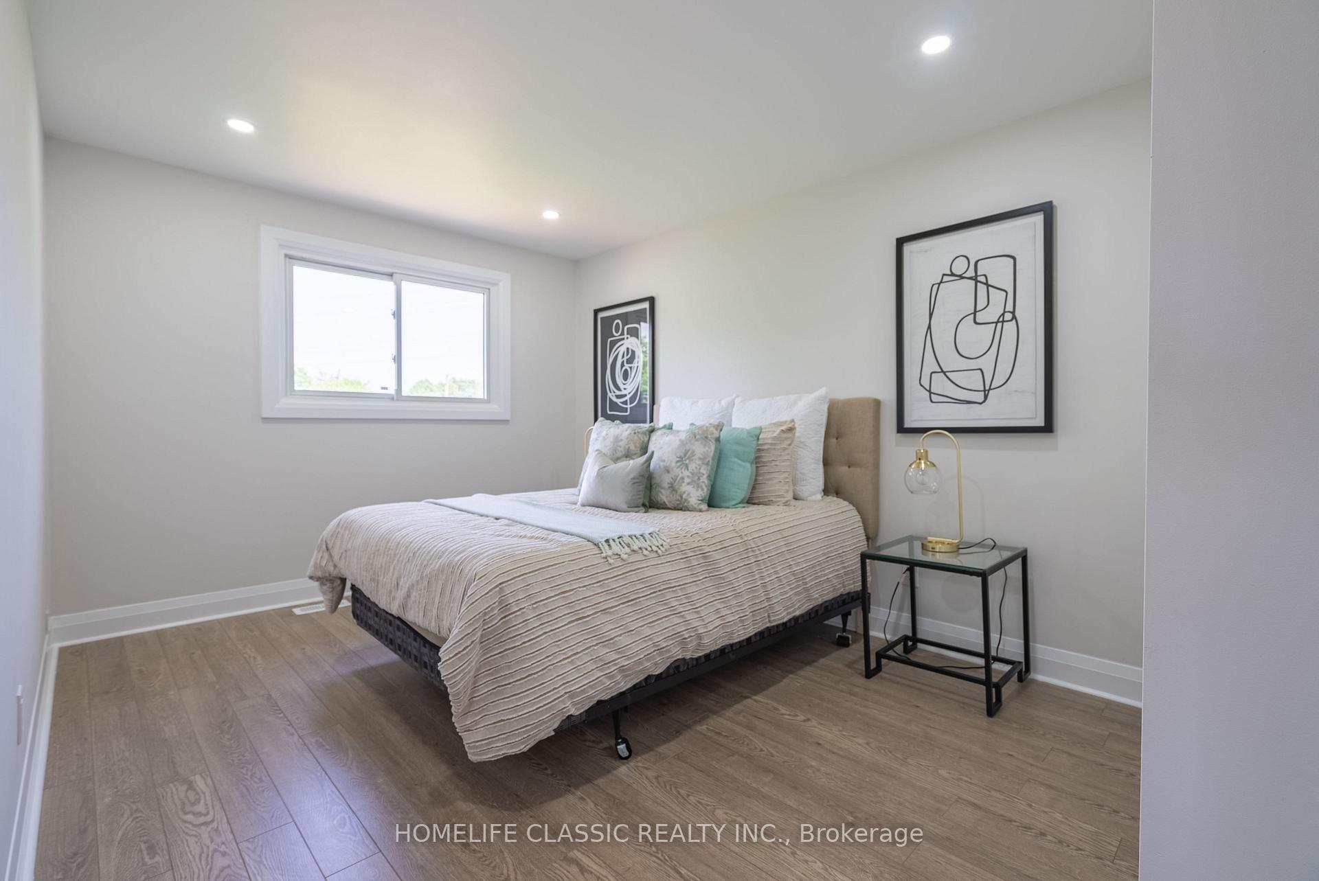 Photo 22 of 32 Rosenfeld Drive, Barrie, Grove East — HOMEH
