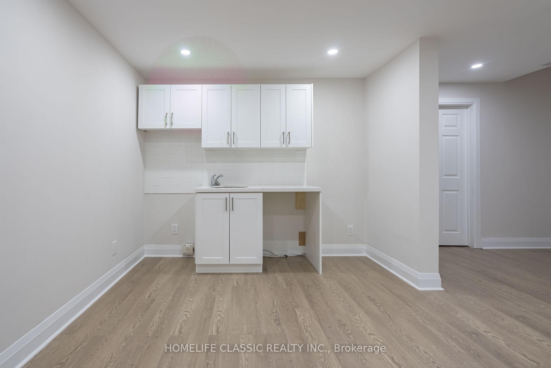 Photo 29 of 32 Rosenfeld Drive, Barrie, Grove East — HOMEH
