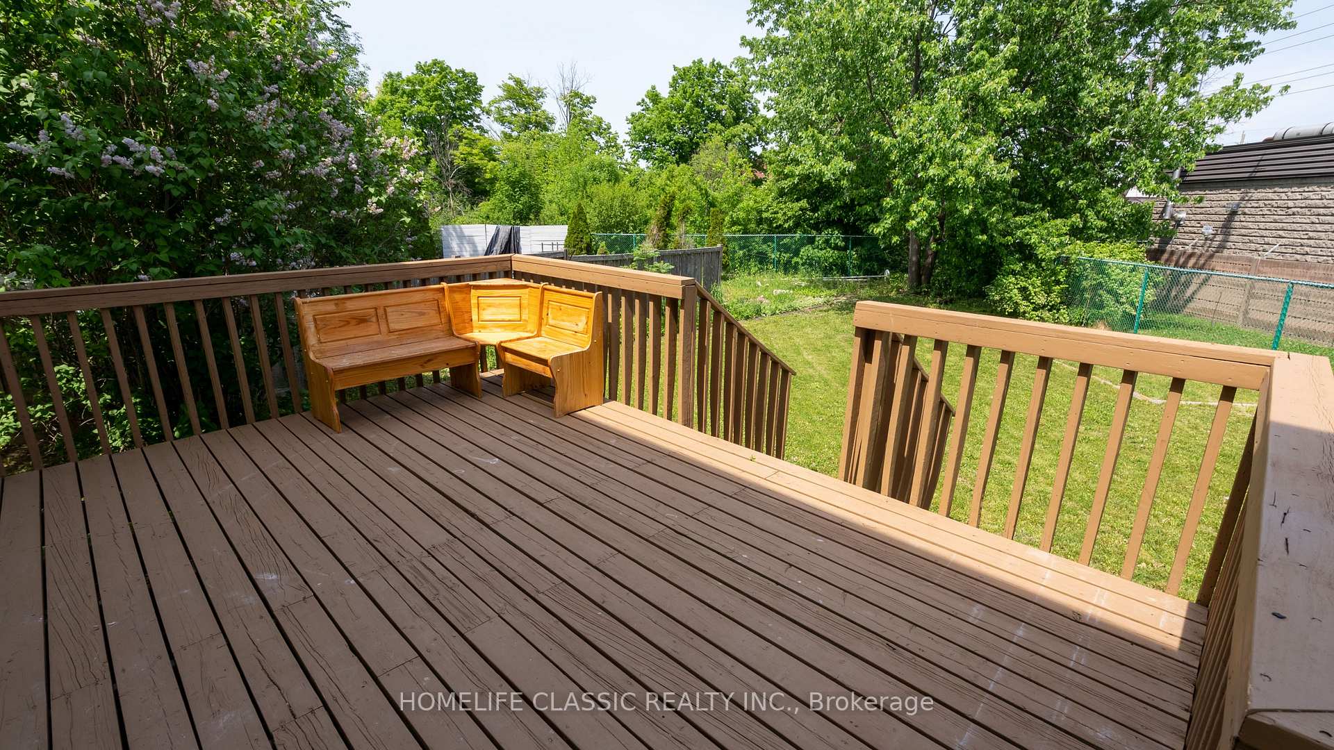 Photo 36 of 32 Rosenfeld Drive, Barrie, Grove East — HOMEH