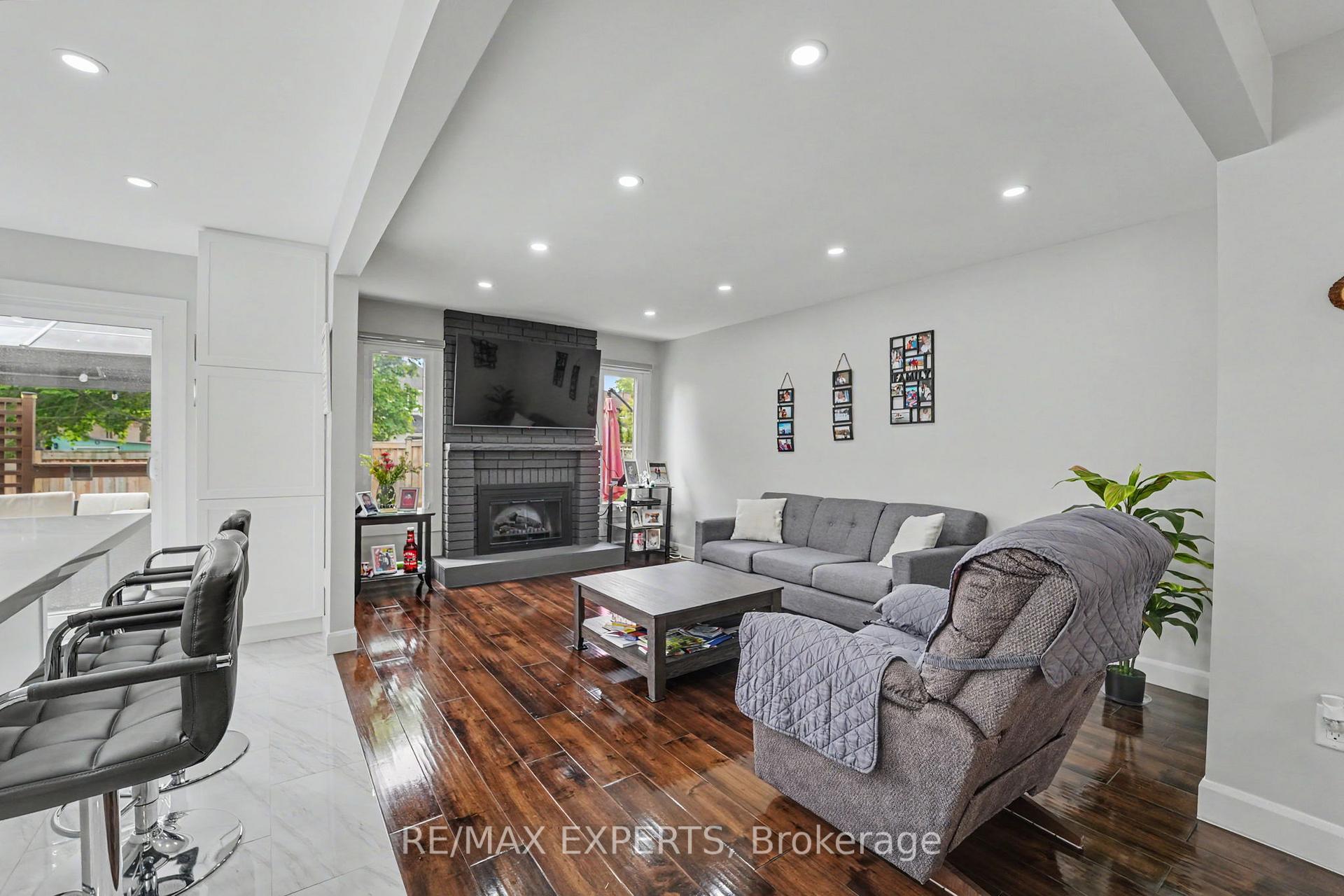Photo 15 of 4 Willis Drive, New Tecumseth, Alliston — HOMEH