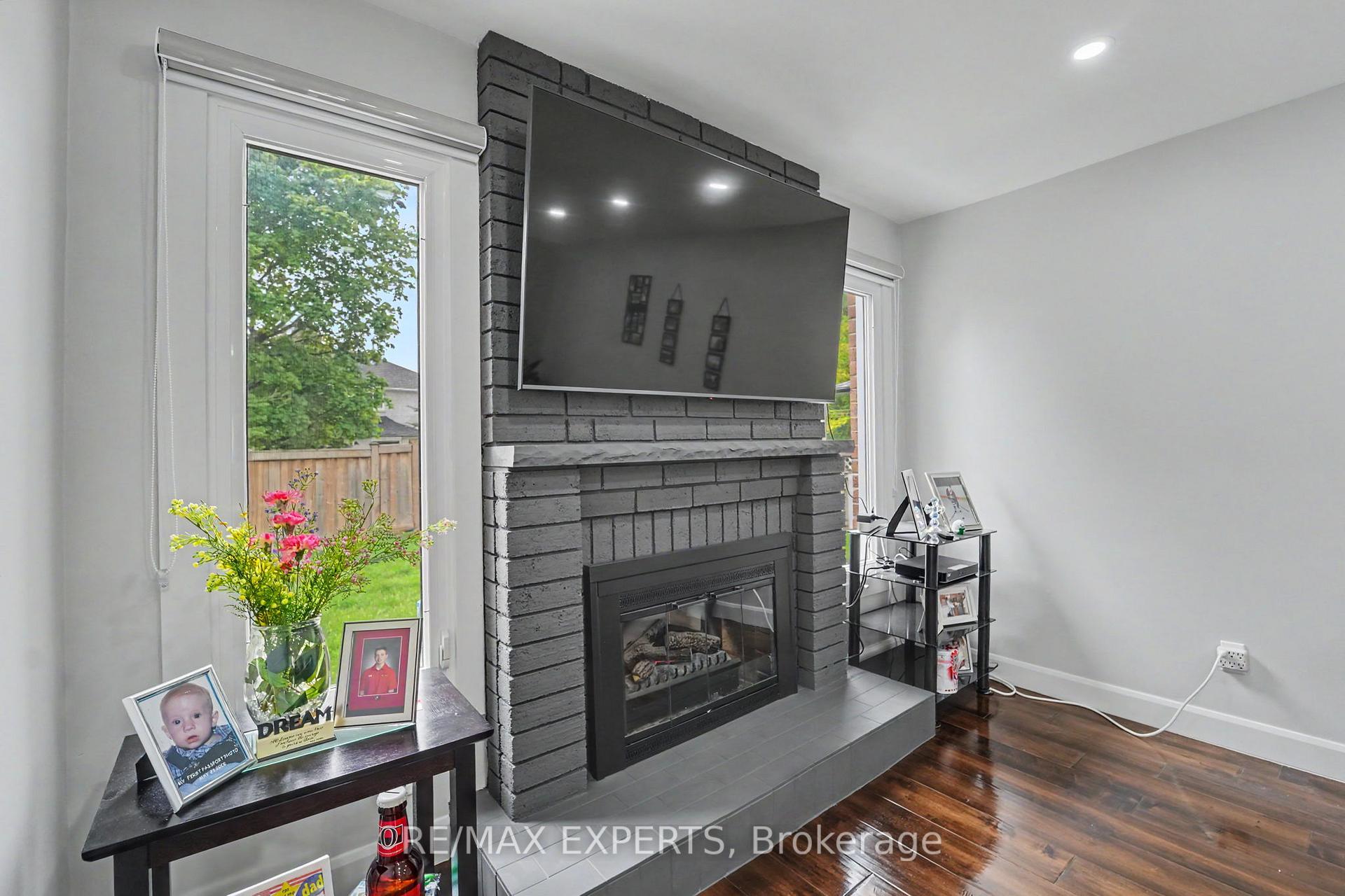 Photo 16 of 4 Willis Drive, New Tecumseth, Alliston — HOMEH