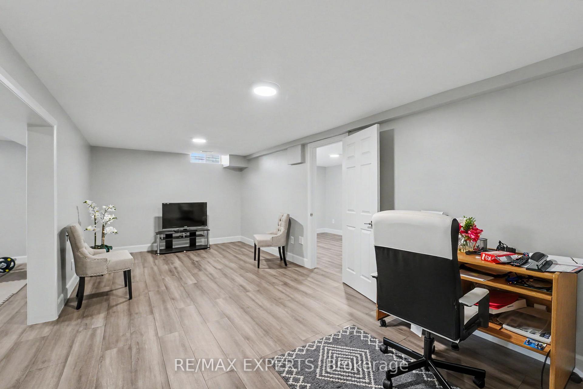 Photo 25 of 4 Willis Drive, New Tecumseth, Alliston — HOMEH