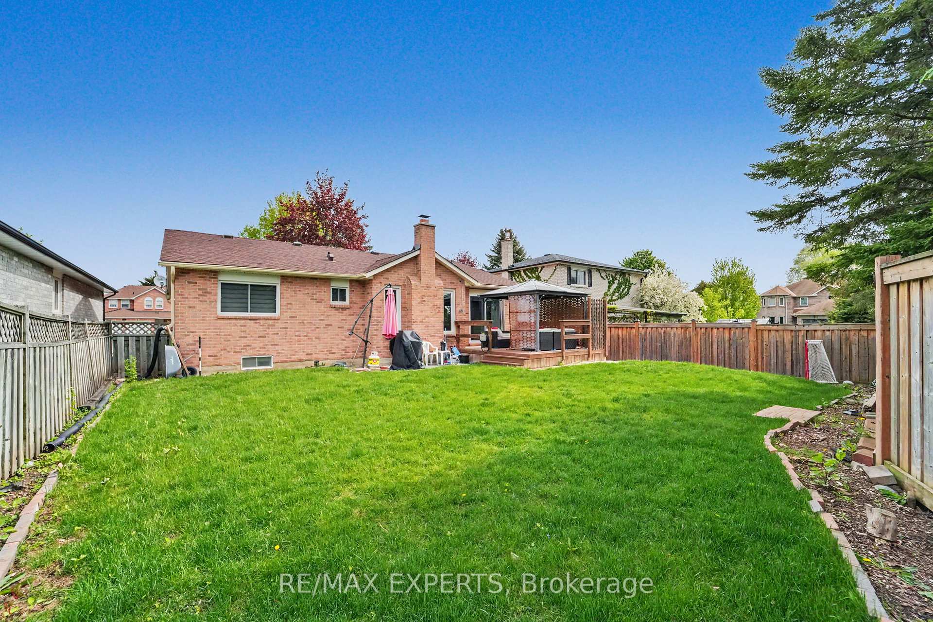 Photo 36 of 4 Willis Drive, New Tecumseth, Alliston — HOMEH