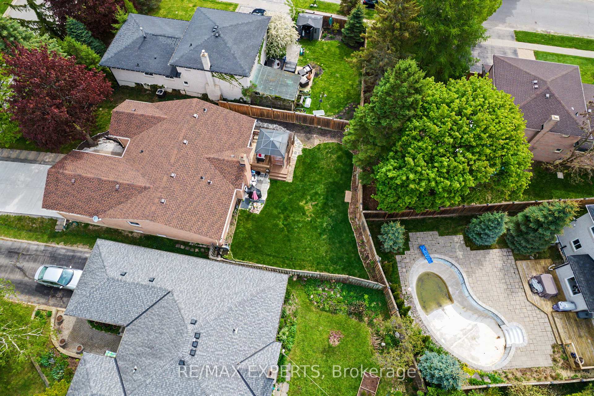 Photo 40 of 4 Willis Drive, New Tecumseth, Alliston — HOMEH