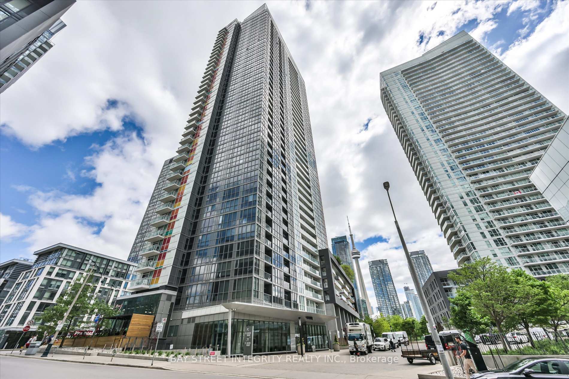 Photo 2 of Unit 1202, 85 Queens Wharf Road, Toronto, Waterfront Communities — HOMEH