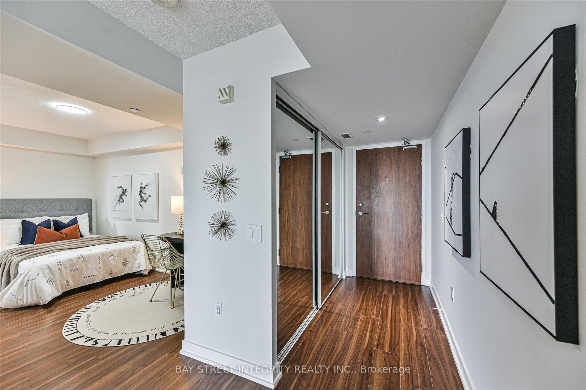 Photo 5 of Unit 1202, 85 Queens Wharf Road, Toronto, Waterfront Communities — HOMEH