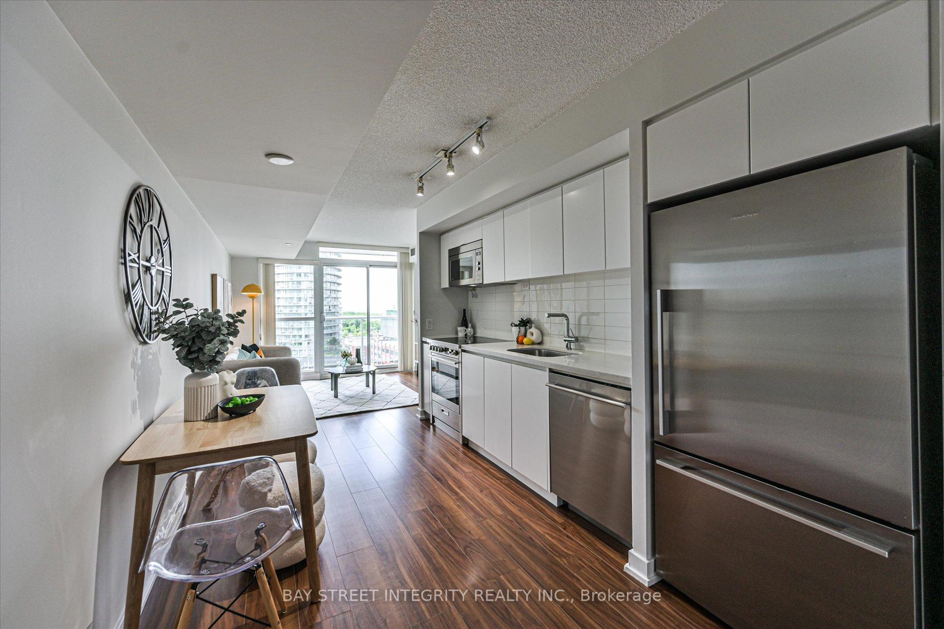 Photo 7 of Unit 1202, 85 Queens Wharf Road, Toronto, Waterfront Communities — HOMEH
