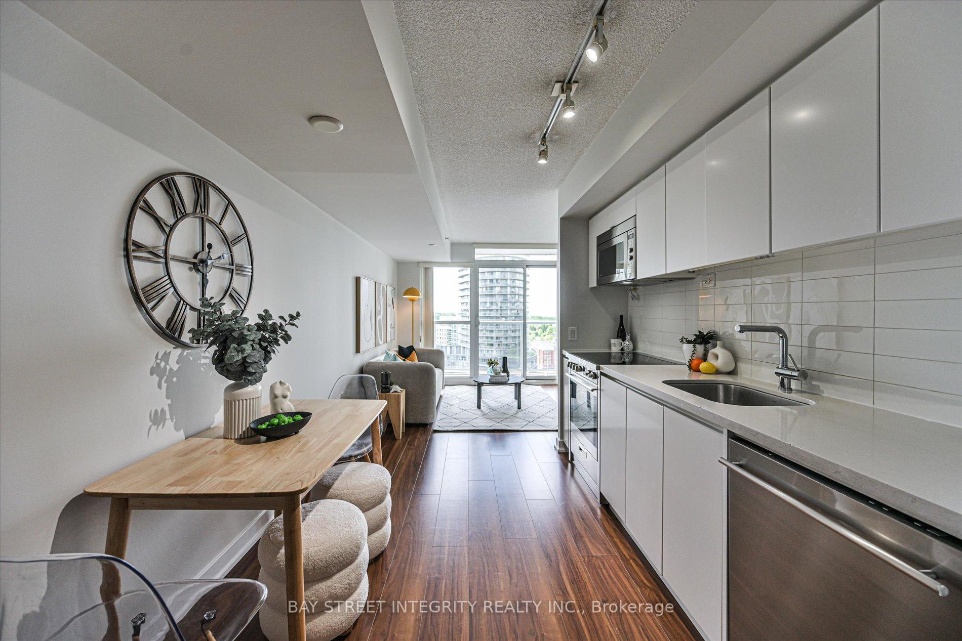Photo 9 of Unit 1202, 85 Queens Wharf Road, Toronto, Waterfront Communities — HOMEH