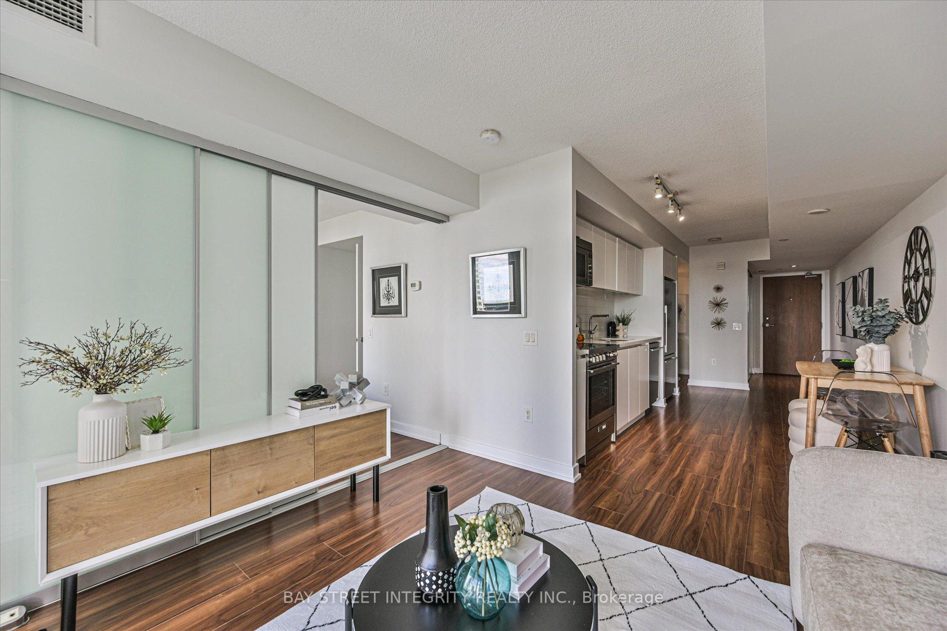Photo 11 of Unit 1202, 85 Queens Wharf Road, Toronto, Waterfront Communities — HOMEH