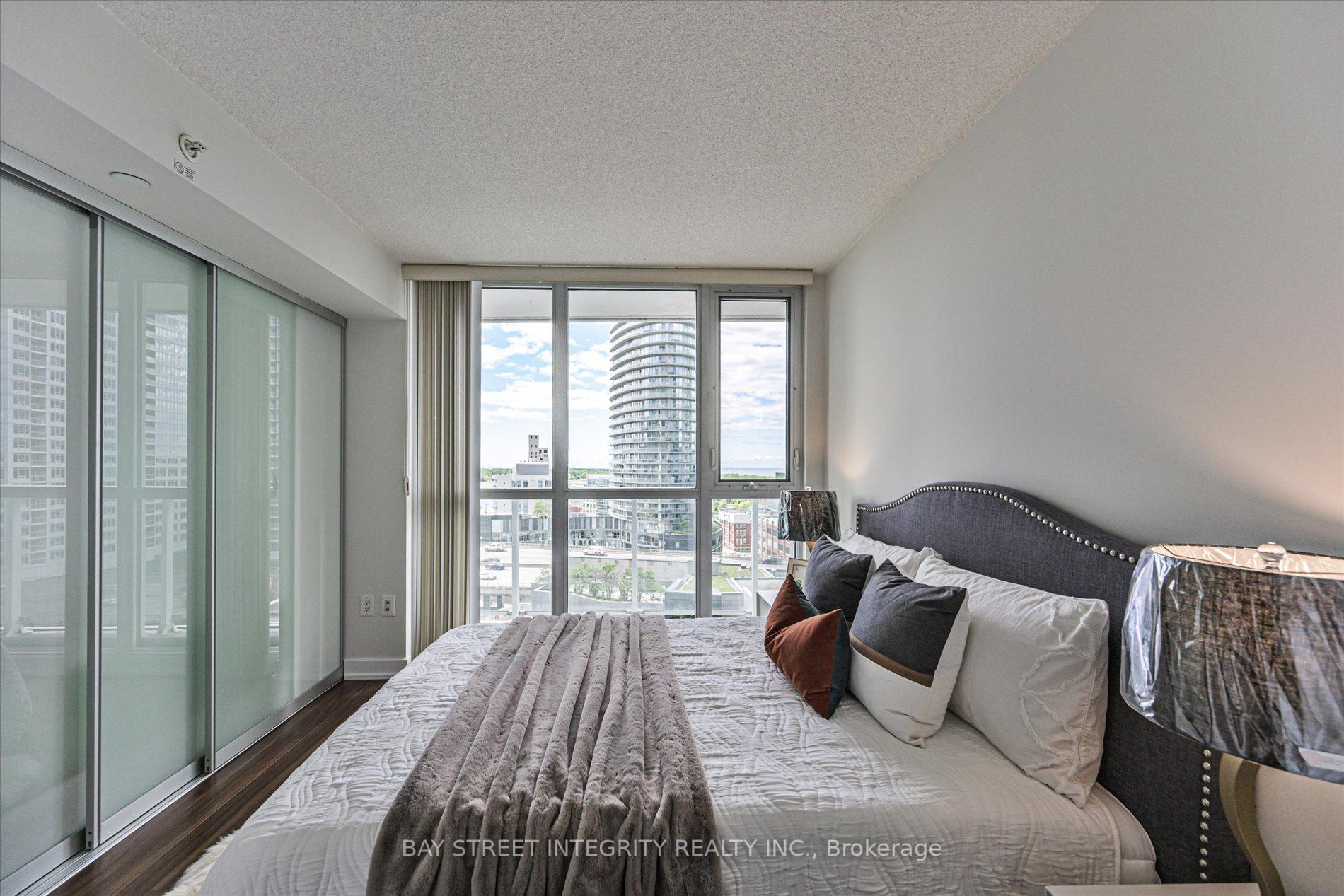 Photo 15 of Unit 1202, 85 Queens Wharf Road, Toronto, Waterfront Communities — HOMEH