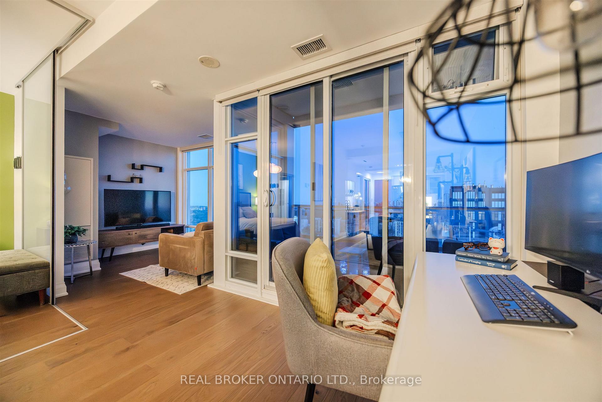 Photo 17 of Unit 4603, 2191 Yonge Street, Toronto, Mount Pleasant West — HOMEH