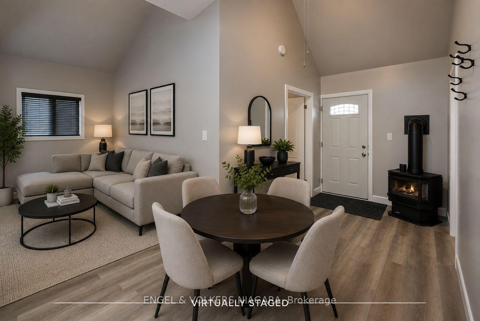 Photo 3 of 3786 St James Avenue, Niagara Falls, Stamford — HOMEH