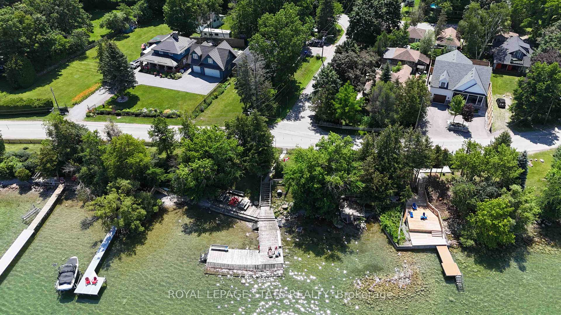 Photo 22 of 104 Farley Circle, Georgina, Historic Lakeshore Communities — HOMEH
