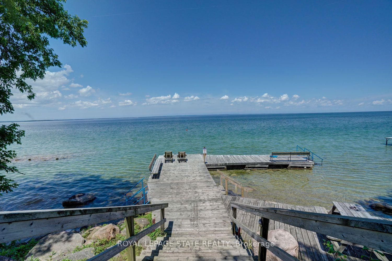 Photo 24 of 104 Farley Circle, Georgina, Historic Lakeshore Communities — HOMEH