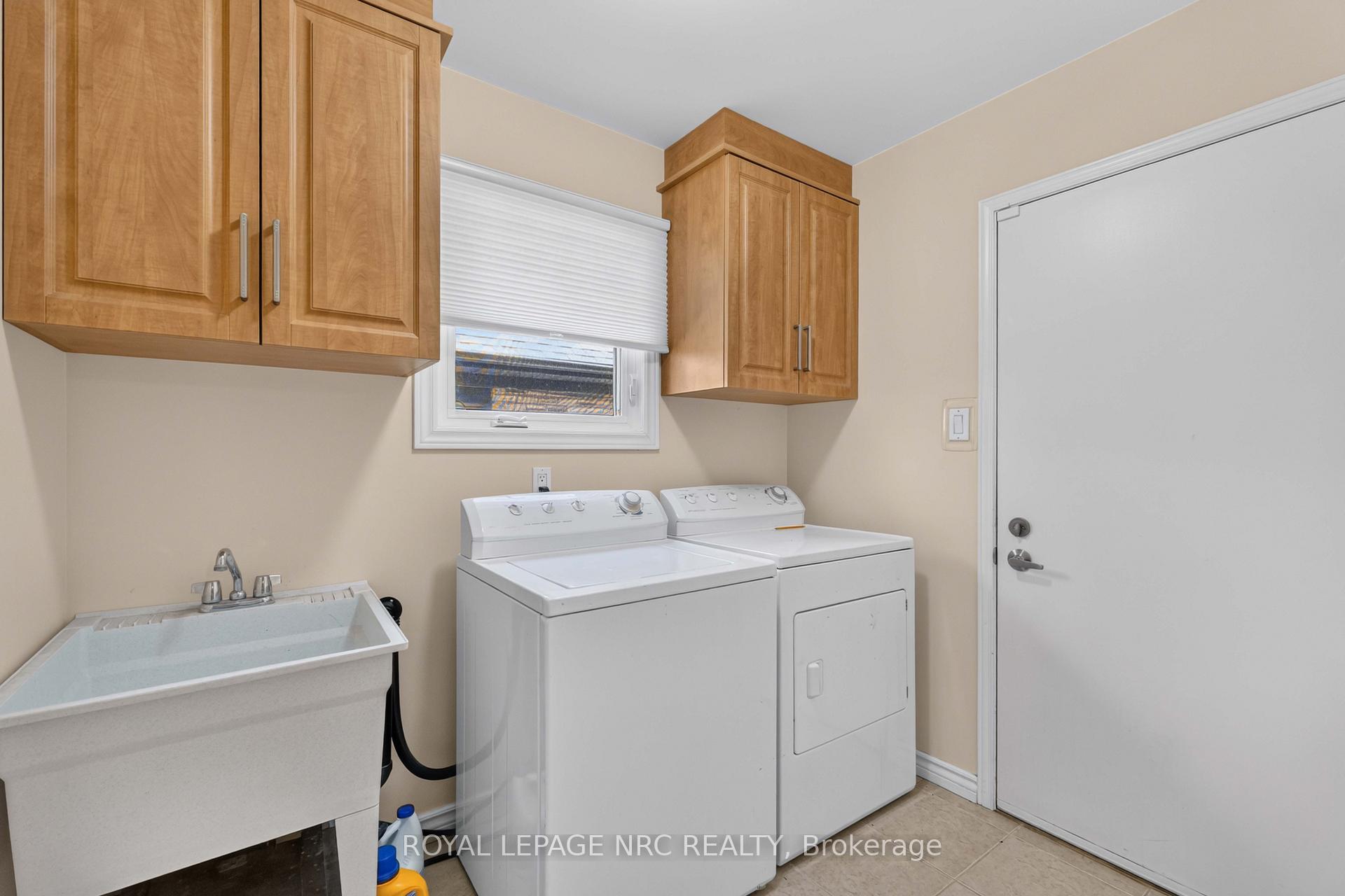 Photo 20 of 51 Forestview Drive, Hamilton, Dundas — HOMEH
