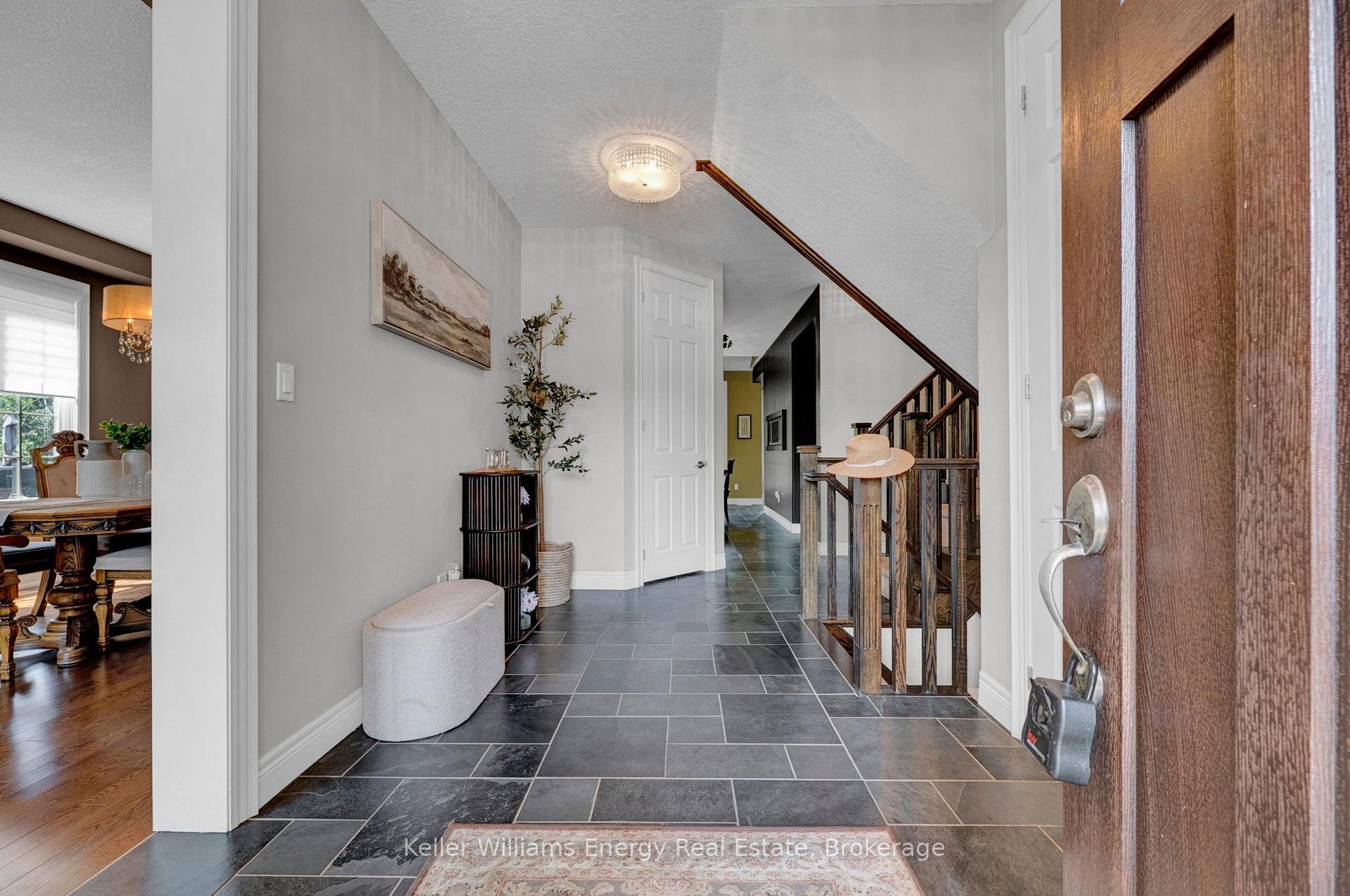 Photo 4 of 2338 Pindar Crescent, Oshawa, Kedron — HOMEH