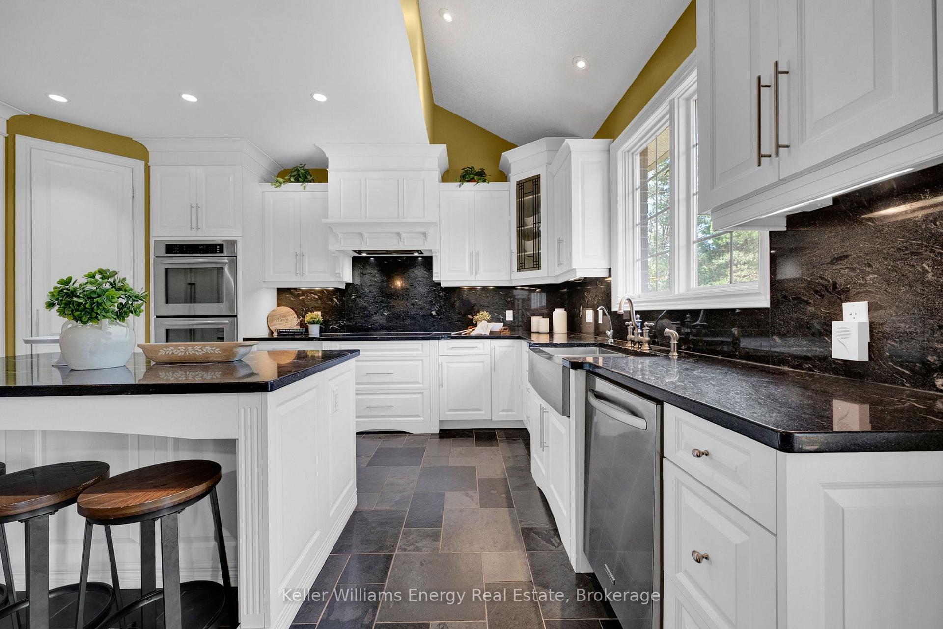 Photo 15 of 2338 Pindar Crescent, Oshawa, Kedron — HOMEH