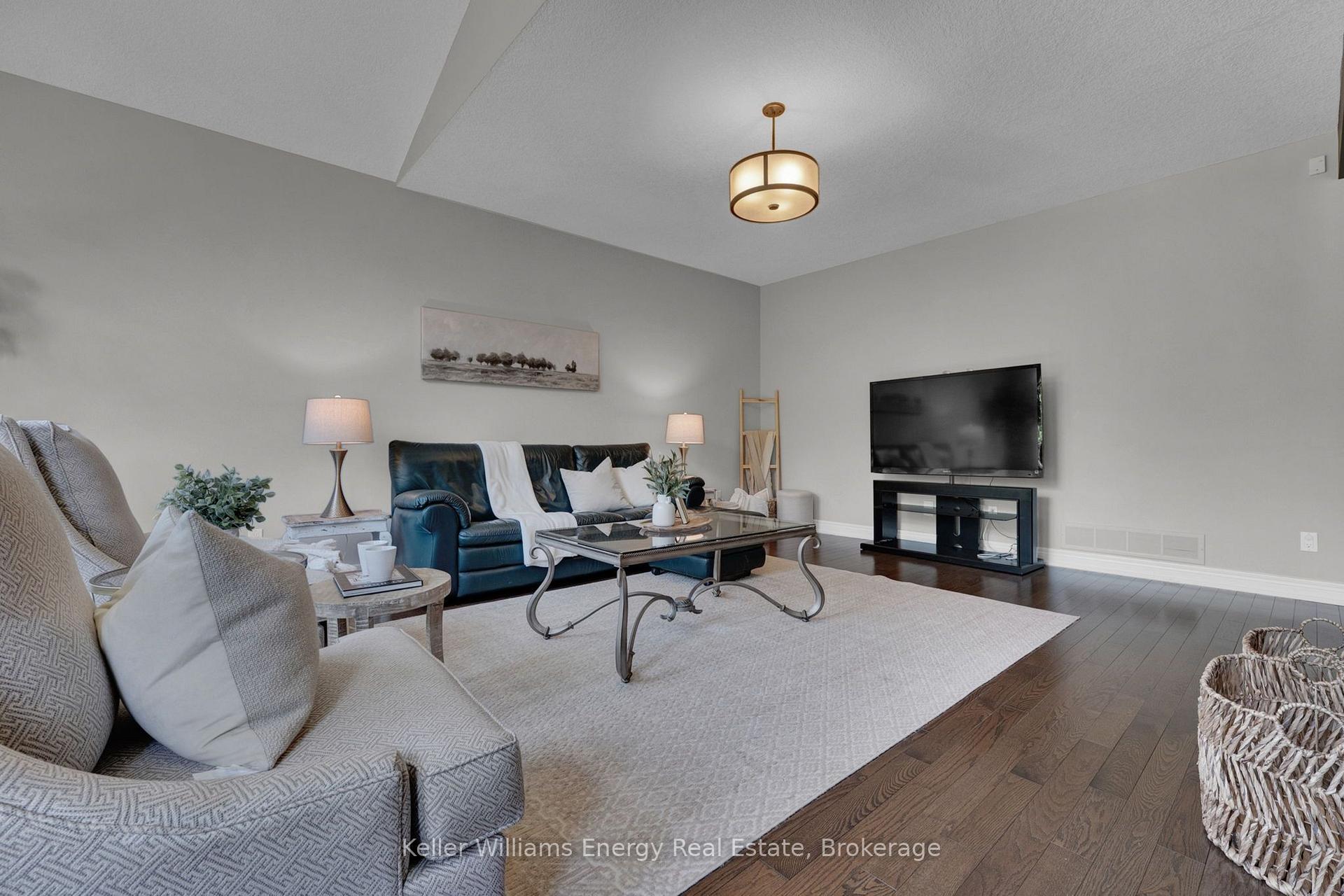 Photo 20 of 2338 Pindar Crescent, Oshawa, Kedron — HOMEH