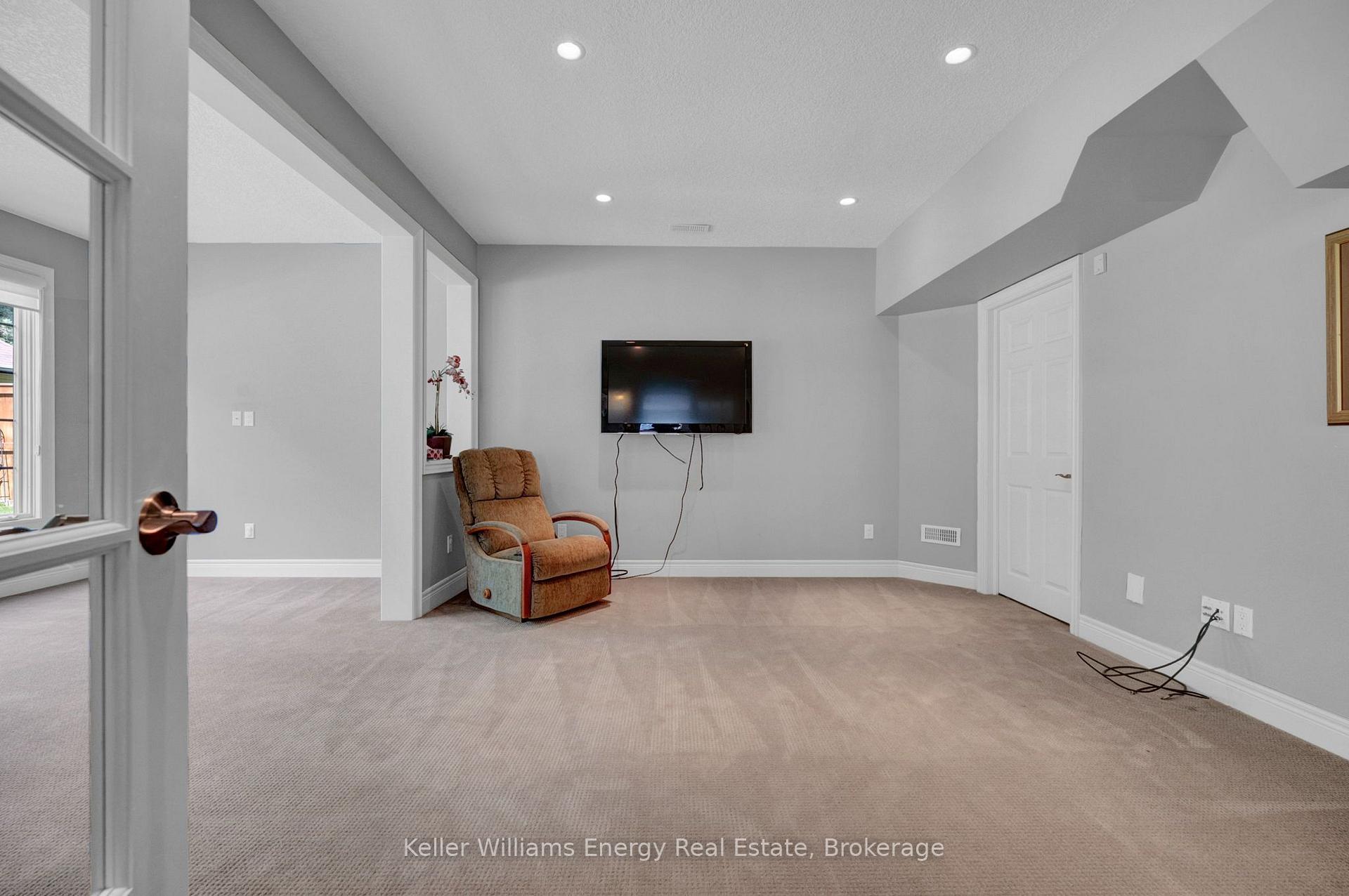 Photo 37 of 2338 Pindar Crescent, Oshawa, Kedron — HOMEH
